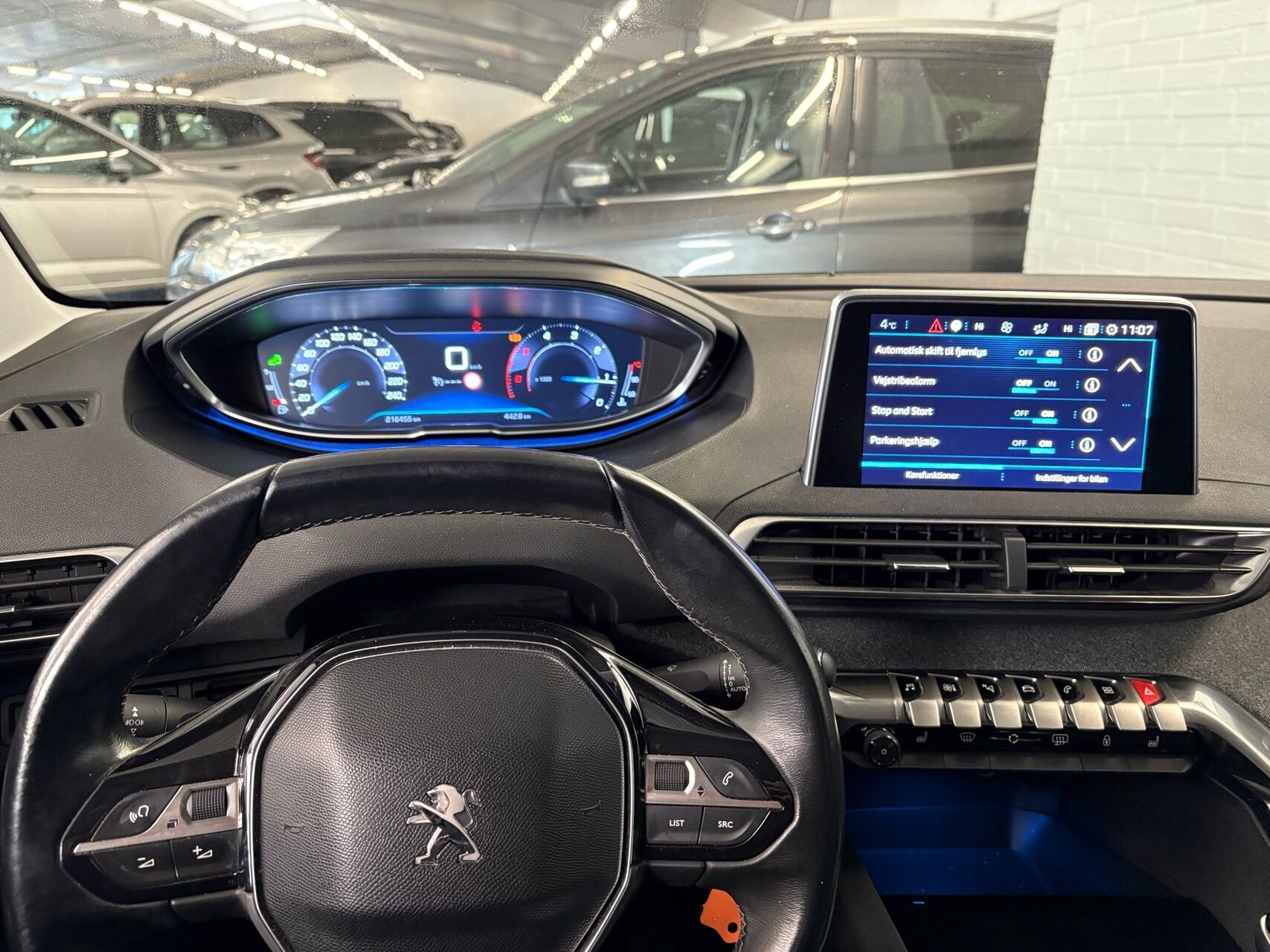 Billede af Peugeot 5008 1,6 BlueHDi Allure Start/Stop 120HK 5d 6g