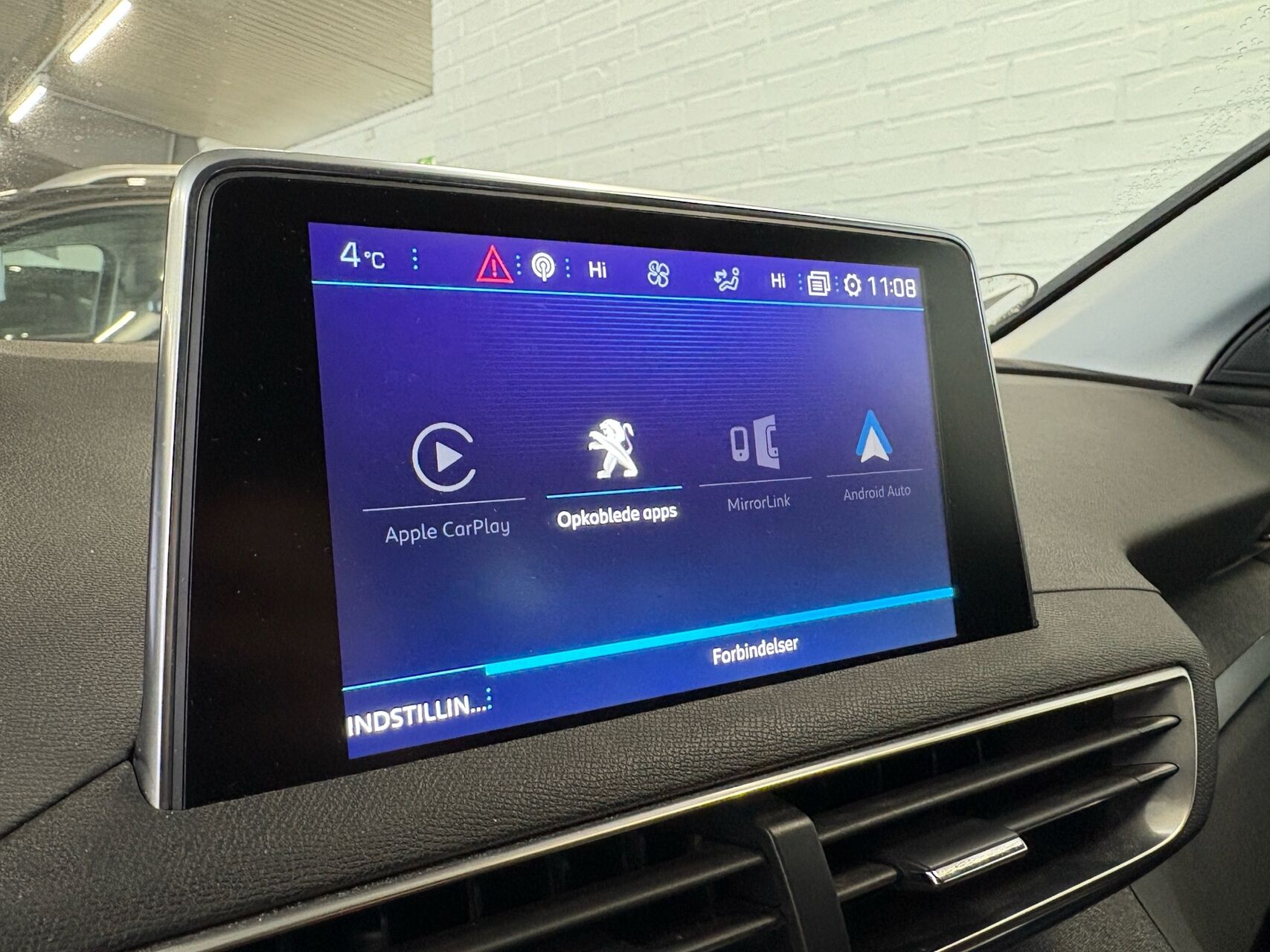 Billede af Peugeot 5008 1,6 BlueHDi Allure Start/Stop 120HK 5d 6g