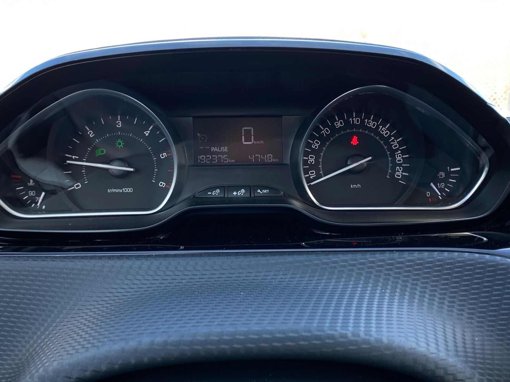 Billede af Peugeot 208 1,6 BlueHDi Allure 100HK 5d