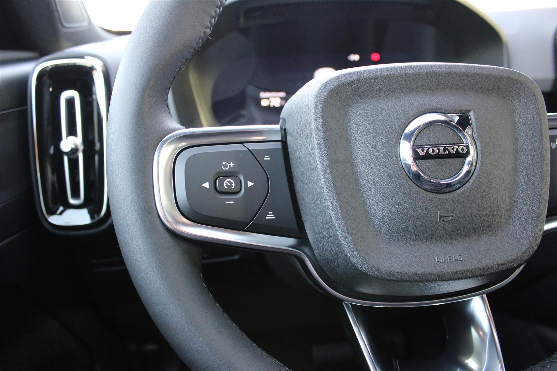 Billede af Volvo C40 P6 Recharge Core 231HK 4d Aut.