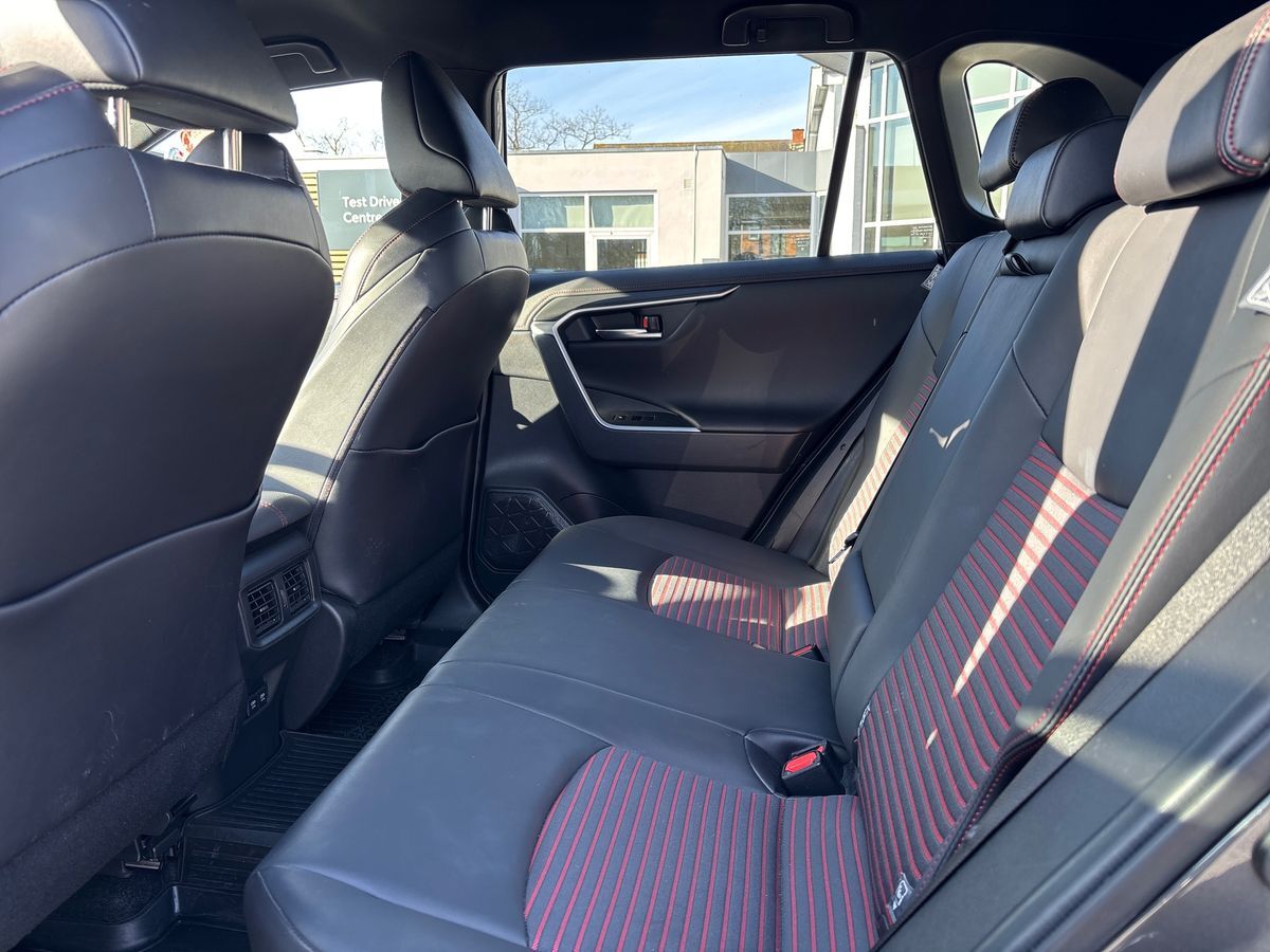 Billede af Toyota RAV4 Plug-in 2,5 Plugin-hybrid H3 Premium AWD 306HK 5d 6g Aut.