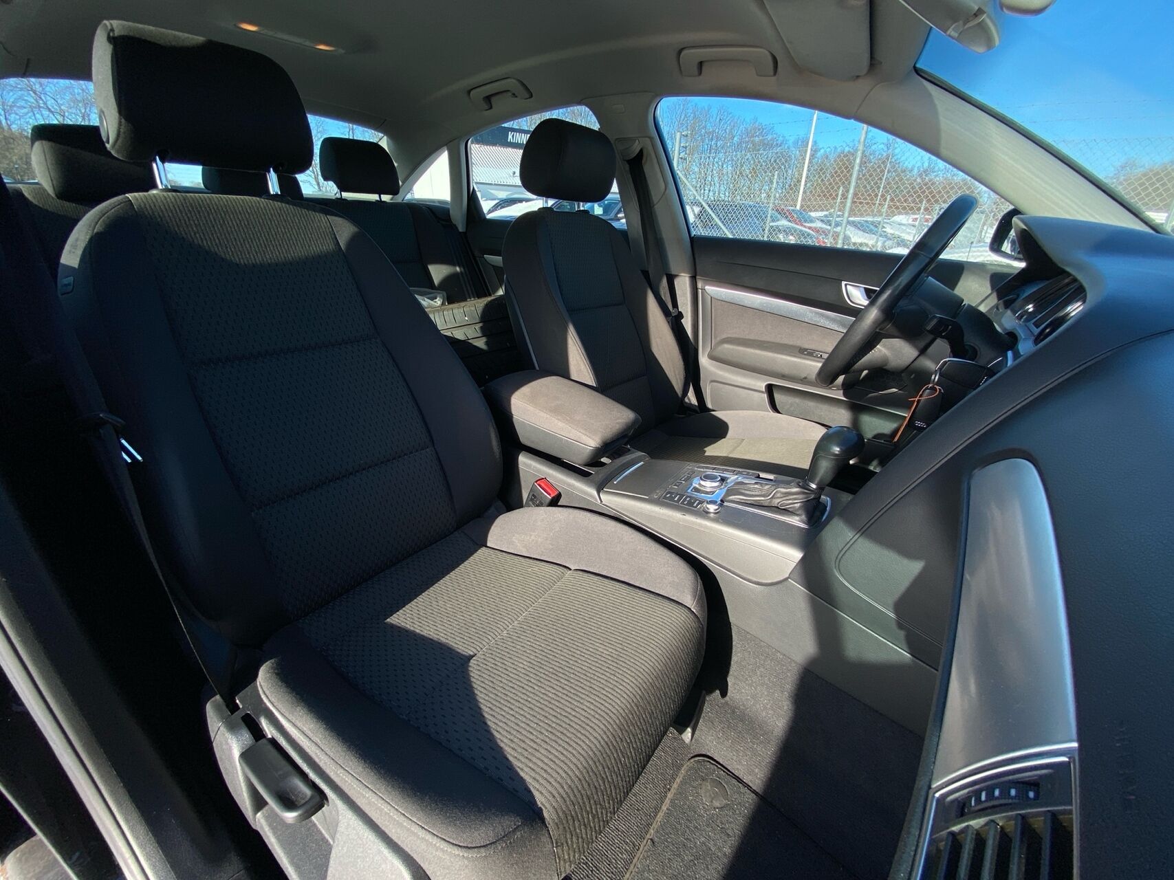 Billede af Audi A6 2,4 V6 Multitr. 177HK Trinl. Gear