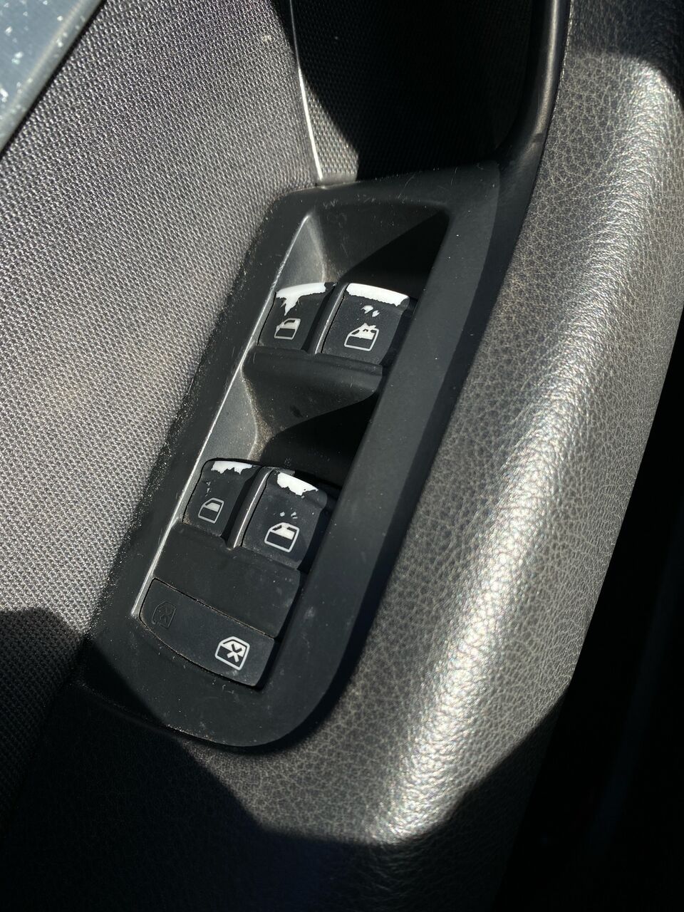 Billede af Audi A6 2,4 V6 Multitr. 177HK Trinl. Gear