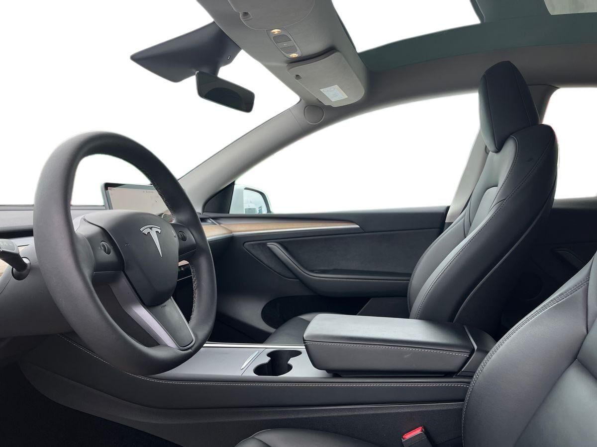 Billede af Tesla Model Y EL Long Range AWD 514HK 5d Aut.