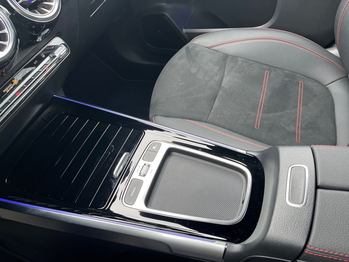 Billede af Mercedes-Benz EQB 300 EL AMG Line 4Matic 228HK 5d Aut.