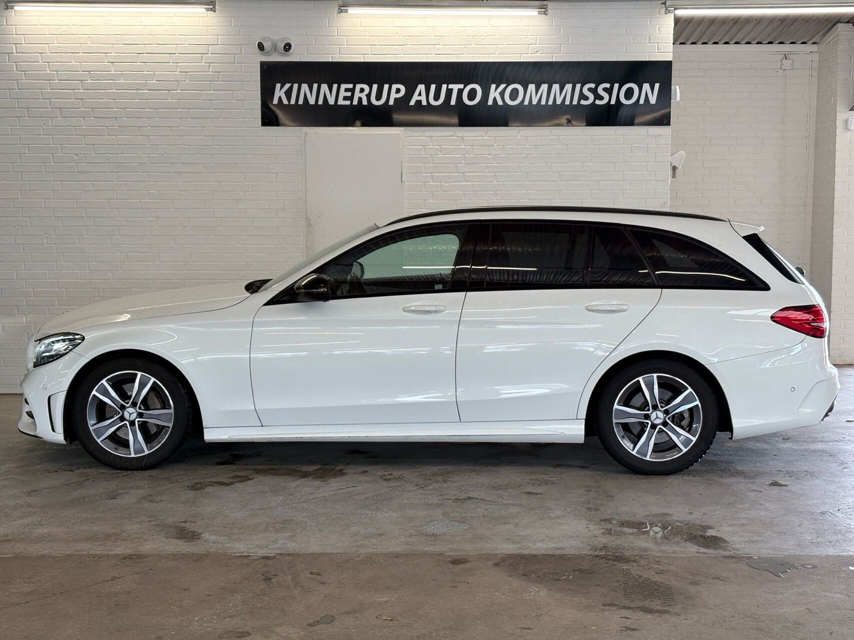 Billede af Mercedes-Benz C200 T 1,5 Mild hybrid AMG Line 9G-Tronic 184HK Stc Aut.