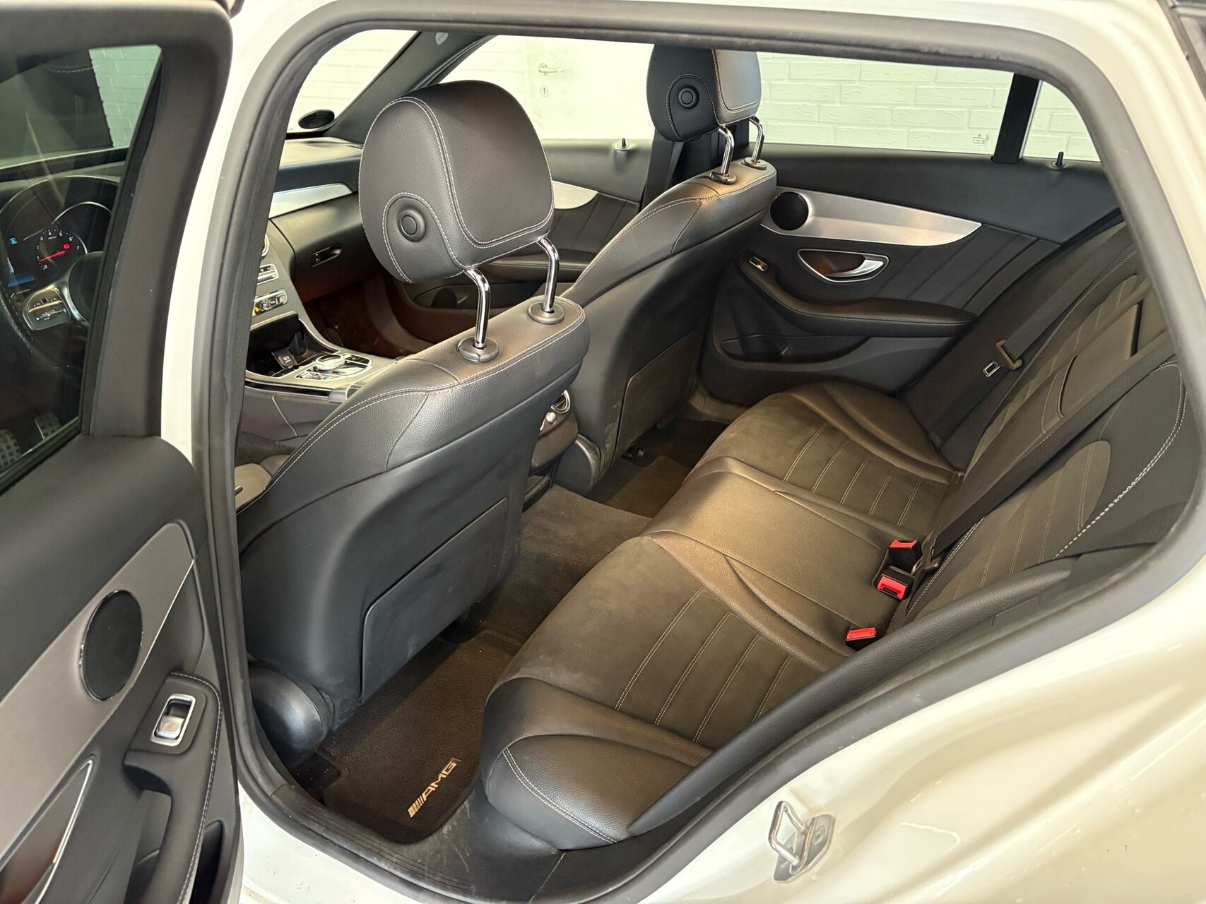 Billede af Mercedes-Benz C200 T 1,5 Mild hybrid AMG Line 9G-Tronic 184HK Stc Aut.