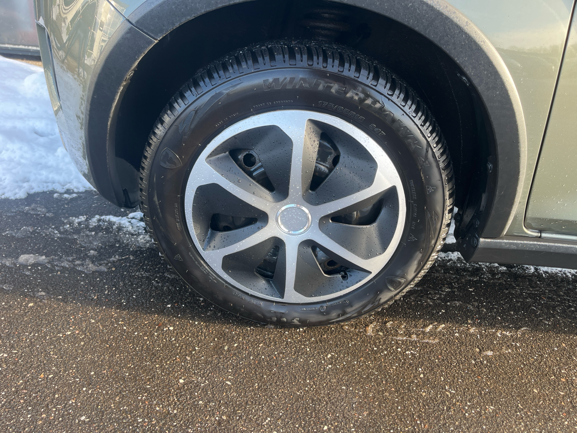 Billede af Suzuki Ignis 1,2 Dualjet  Mild hybrid Style 83HK 5d