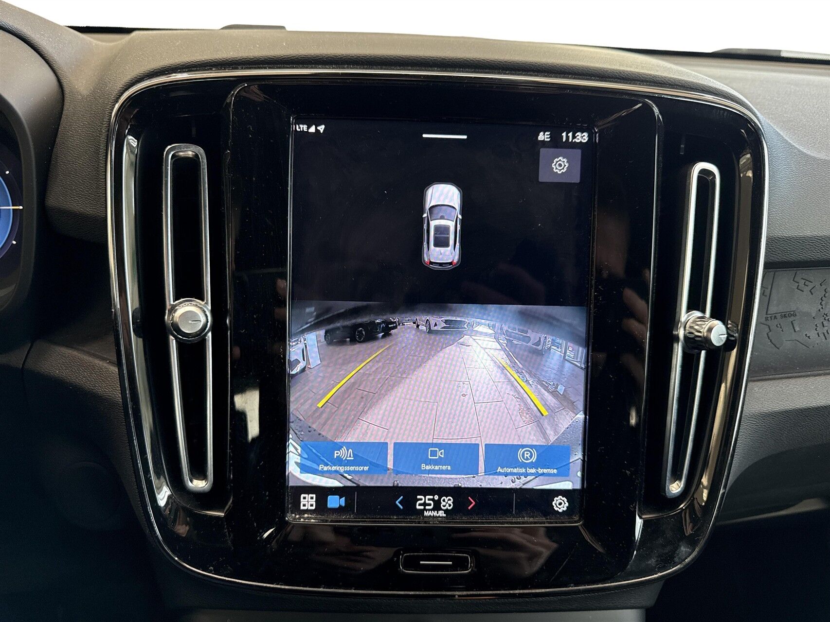 Billede af Volvo XC40 P6 Recharge Core 231HK 5d Aut.