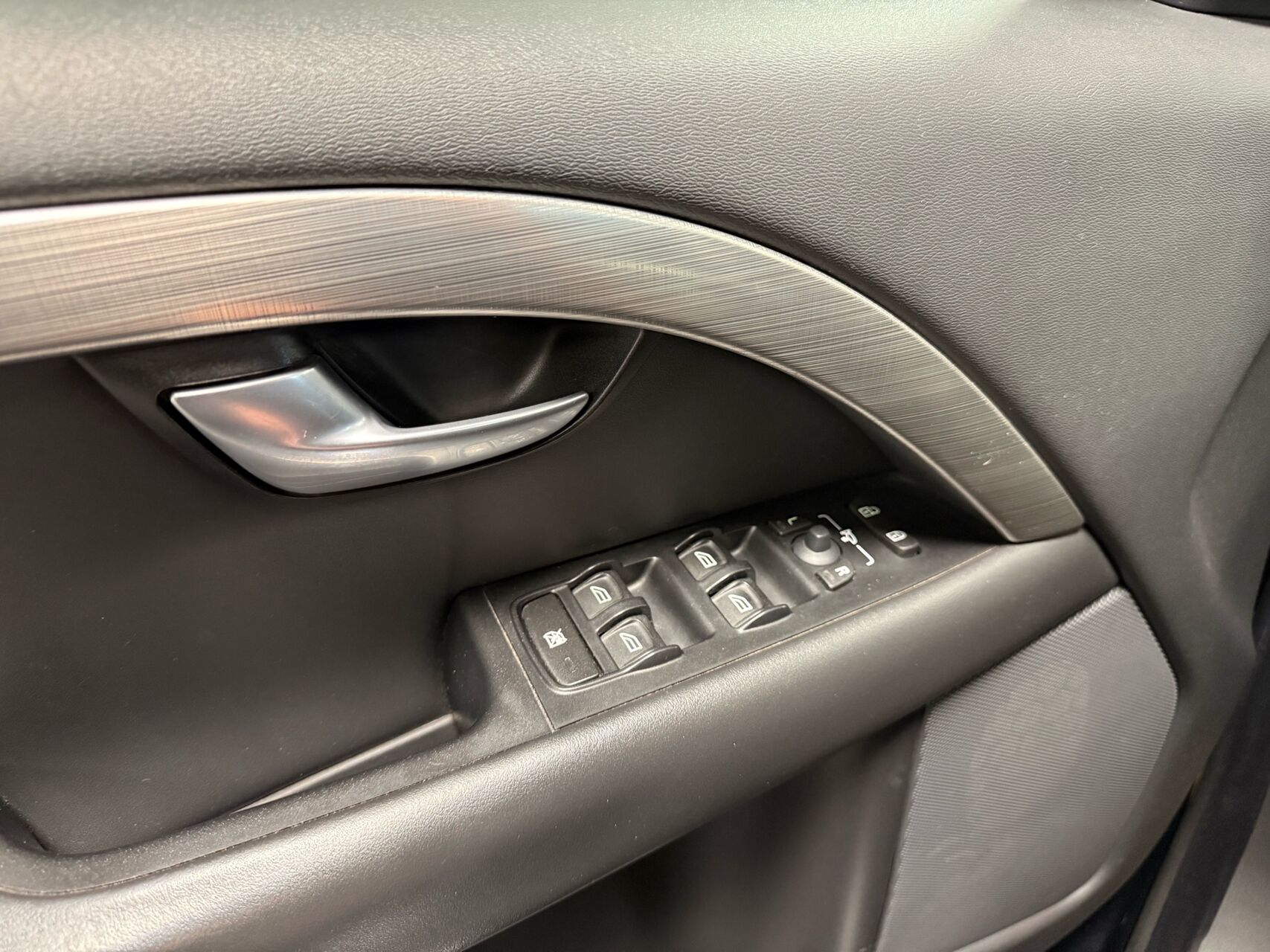 Billede af Volvo S80 2,5 T Summum 200HK Aut.