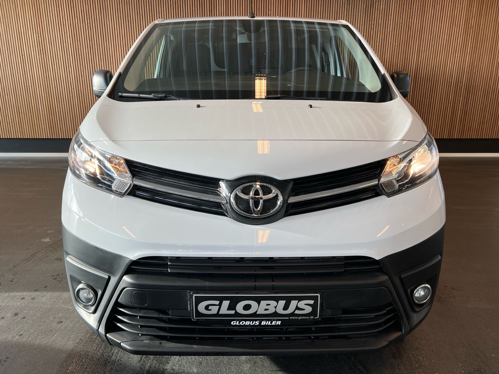 Billede af Toyota Proace Electric Long EL Comfort 136HK Van Aut.