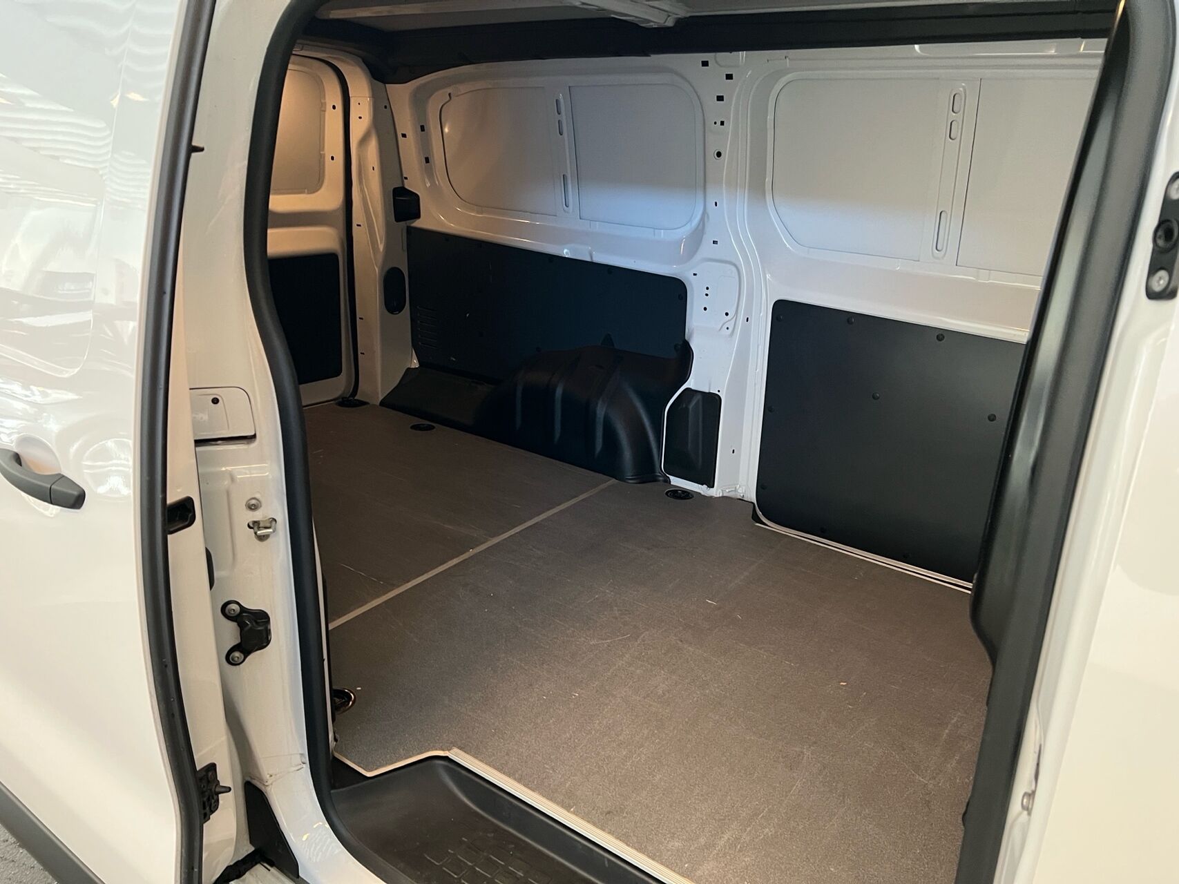 Billede af Toyota Proace Electric Long EL Comfort 136HK Van Aut.