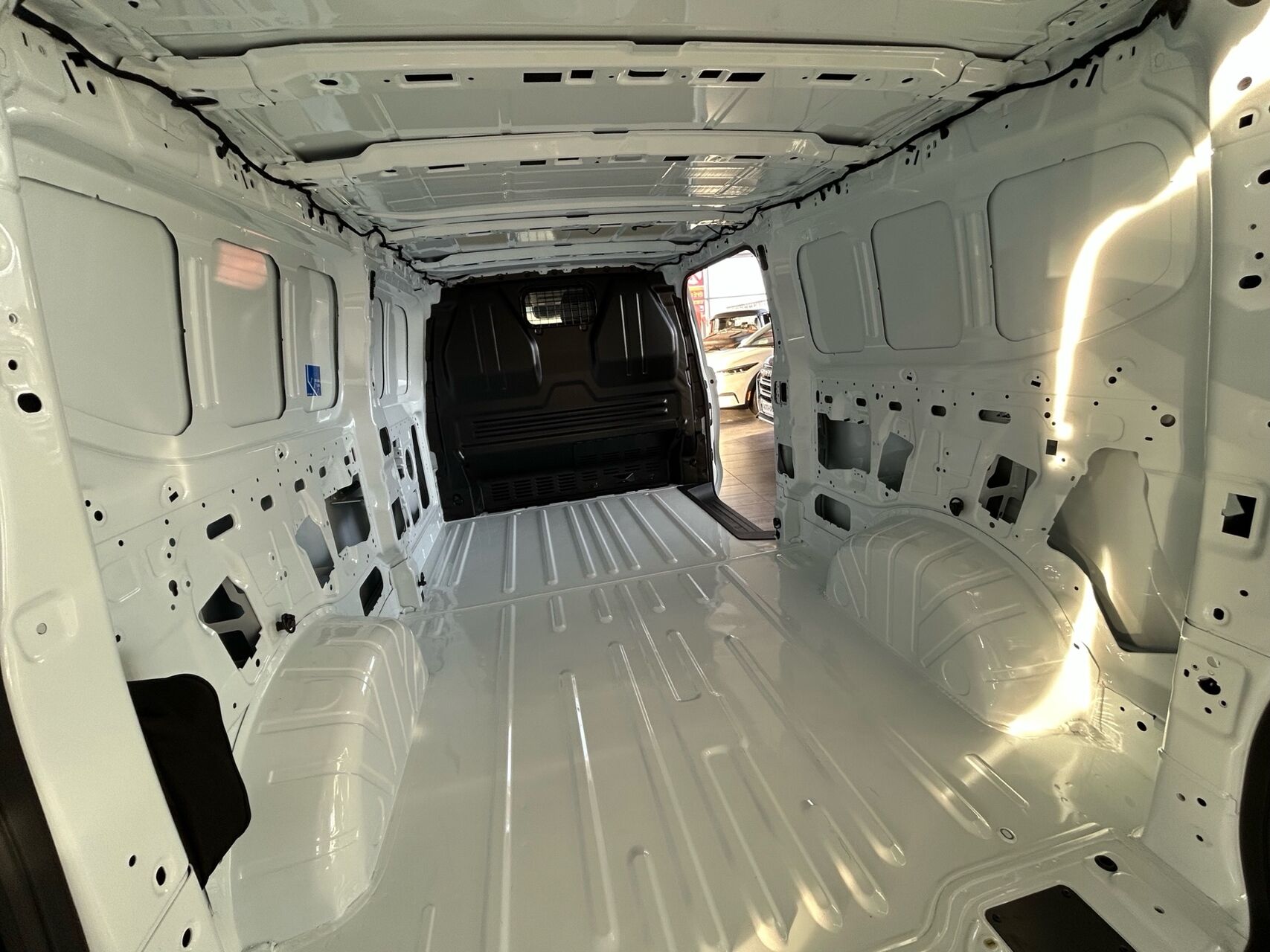 Billede af Ford Transit Custom 320 L2H1 2,0 EcoBlue Trend 136HK Van 8g Aut.