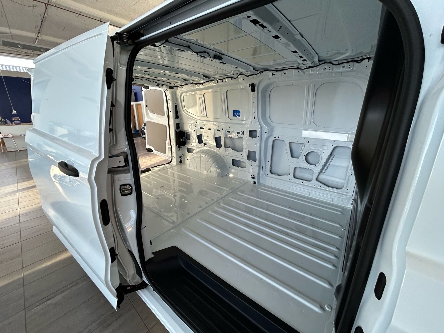 Billede af Ford Transit Custom 320 L2H1 2,0 EcoBlue Trend 136HK Van 8g Aut.