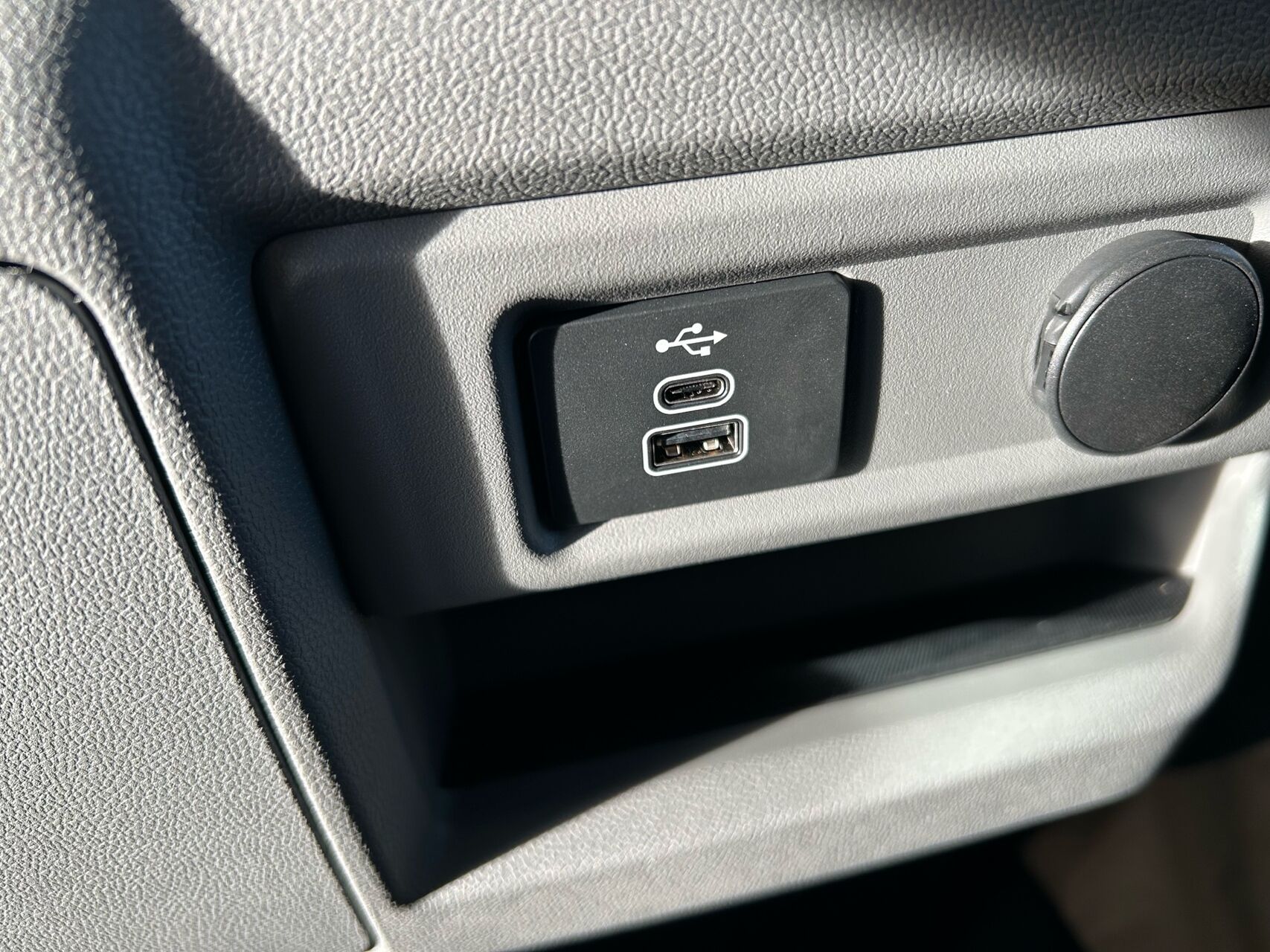 Billede af Ford Transit Custom 320 L2H1 2,0 EcoBlue Trend 136HK Van 8g Aut.