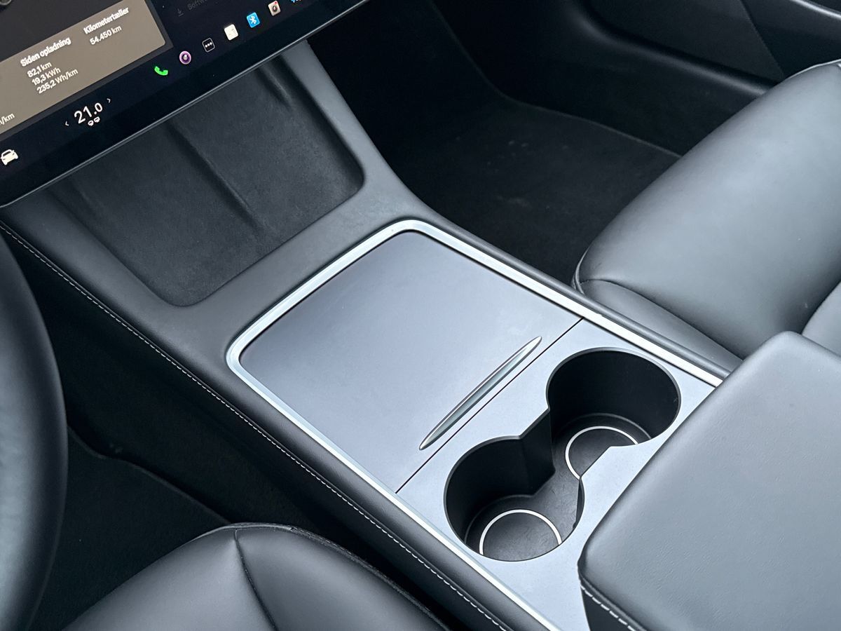 Billede af Tesla Model 3 EL Standard Range Plus 325HK Aut.