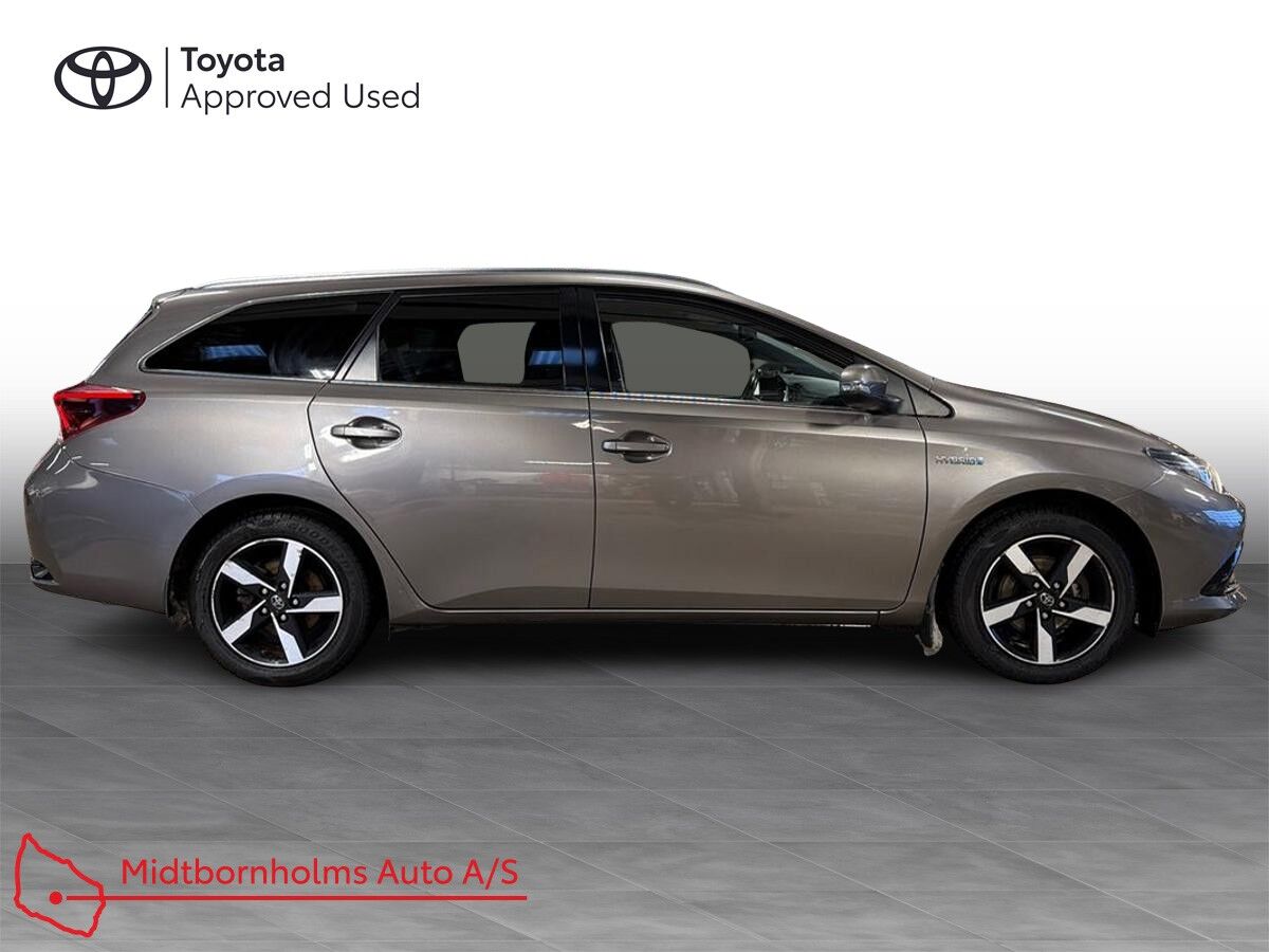 Billede af Toyota Auris Touring Sports 1,8 Hybrid H2 Comfort Safety Sense 136HK Stc Aut.