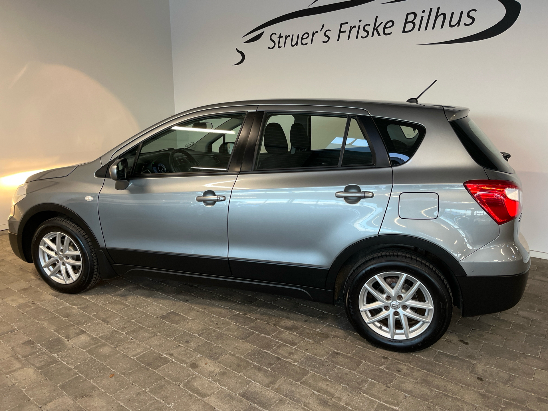 Billede af Suzuki S-Cross 1,6 16V Comfort Edition 120HK 5d