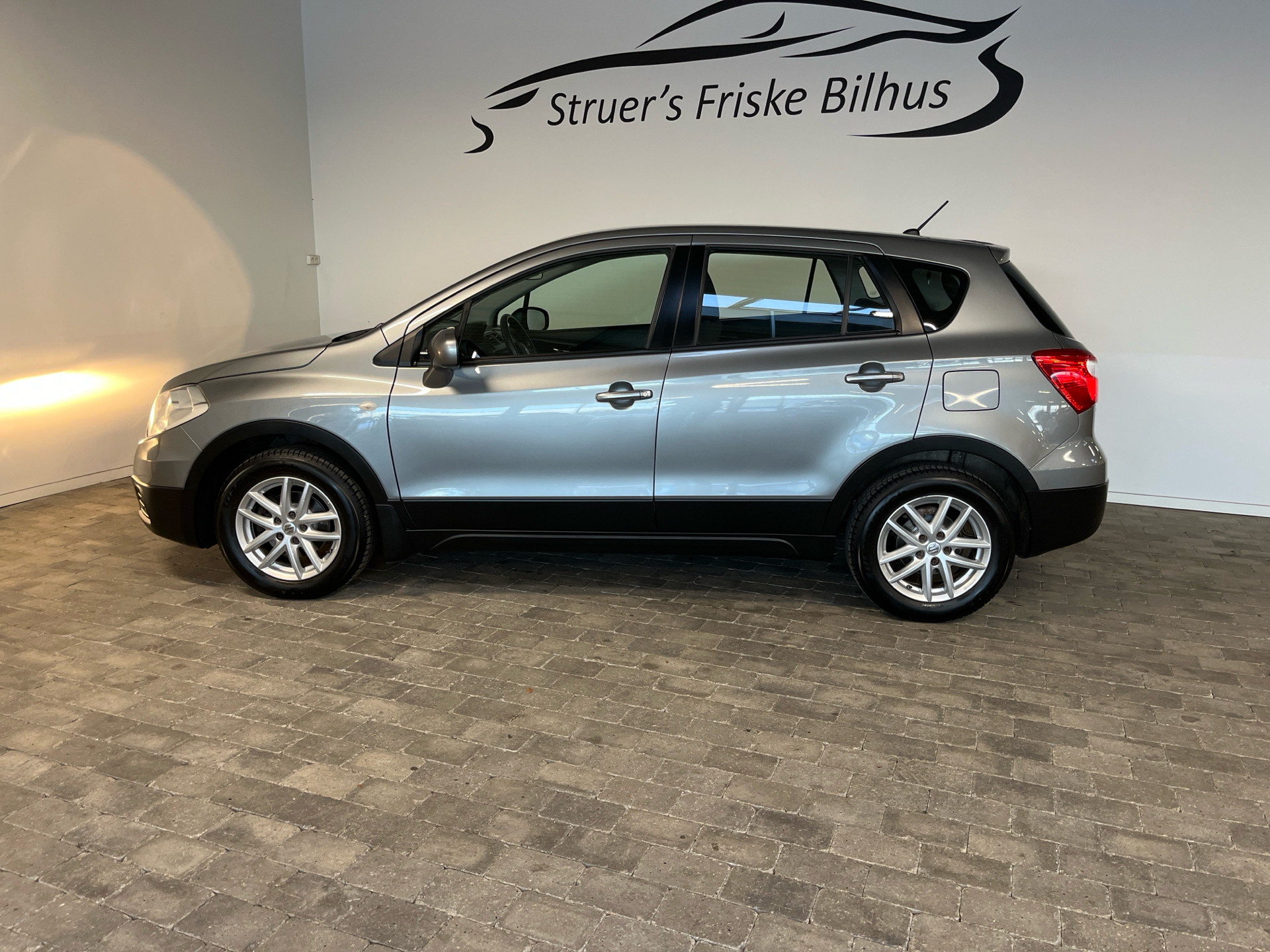 Billede af Suzuki S-Cross 1,6 16V Comfort Edition 120HK 5d