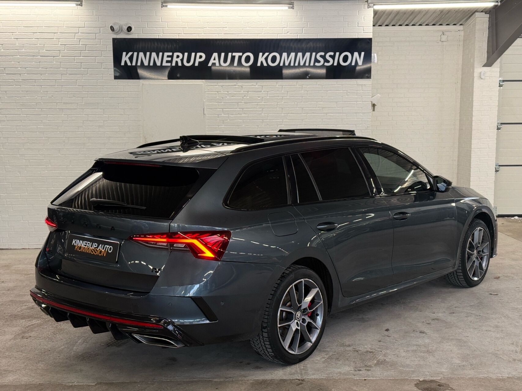 Billede af Skoda Octavia Combi 1,4 TSI  Plugin-hybrid iV RS DSG 245HK Stc 6g Aut.