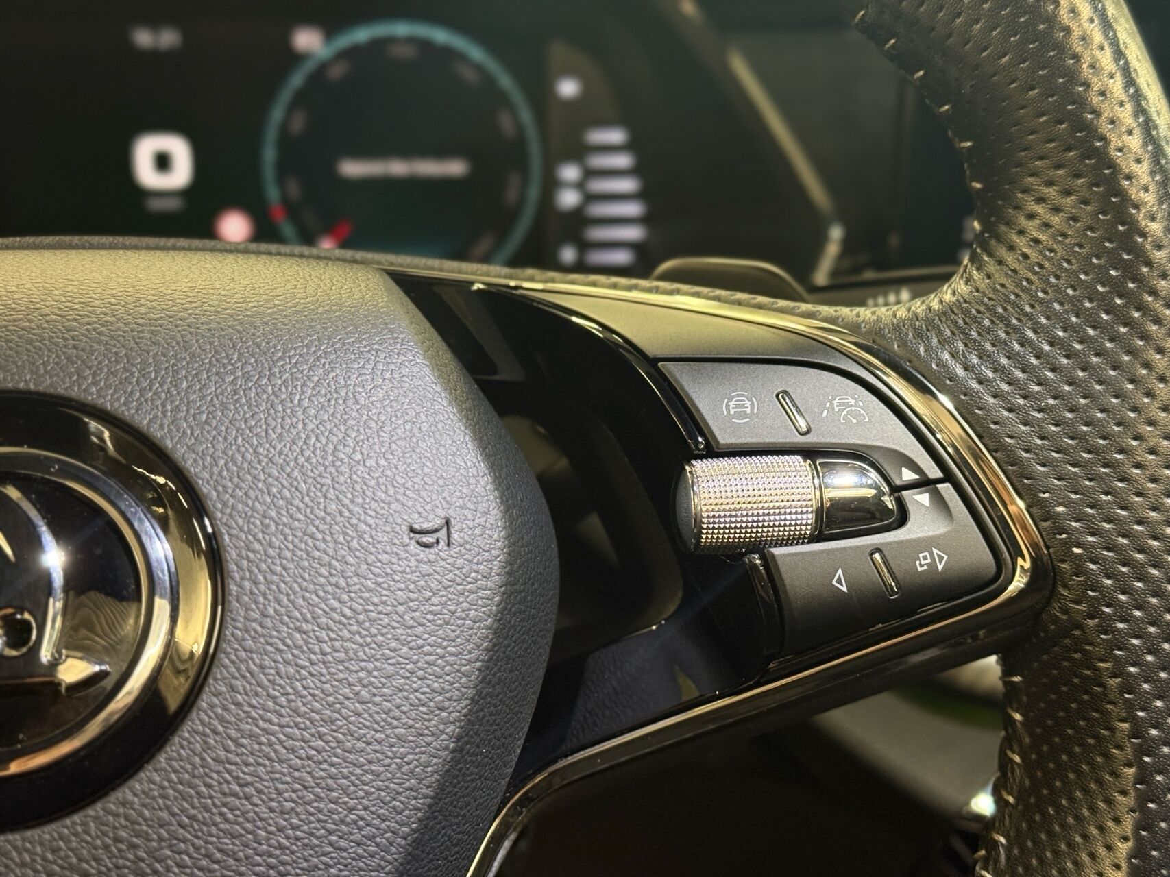 Billede af Skoda Octavia Combi 1,4 TSI  Plugin-hybrid iV RS DSG 245HK Stc 6g Aut.