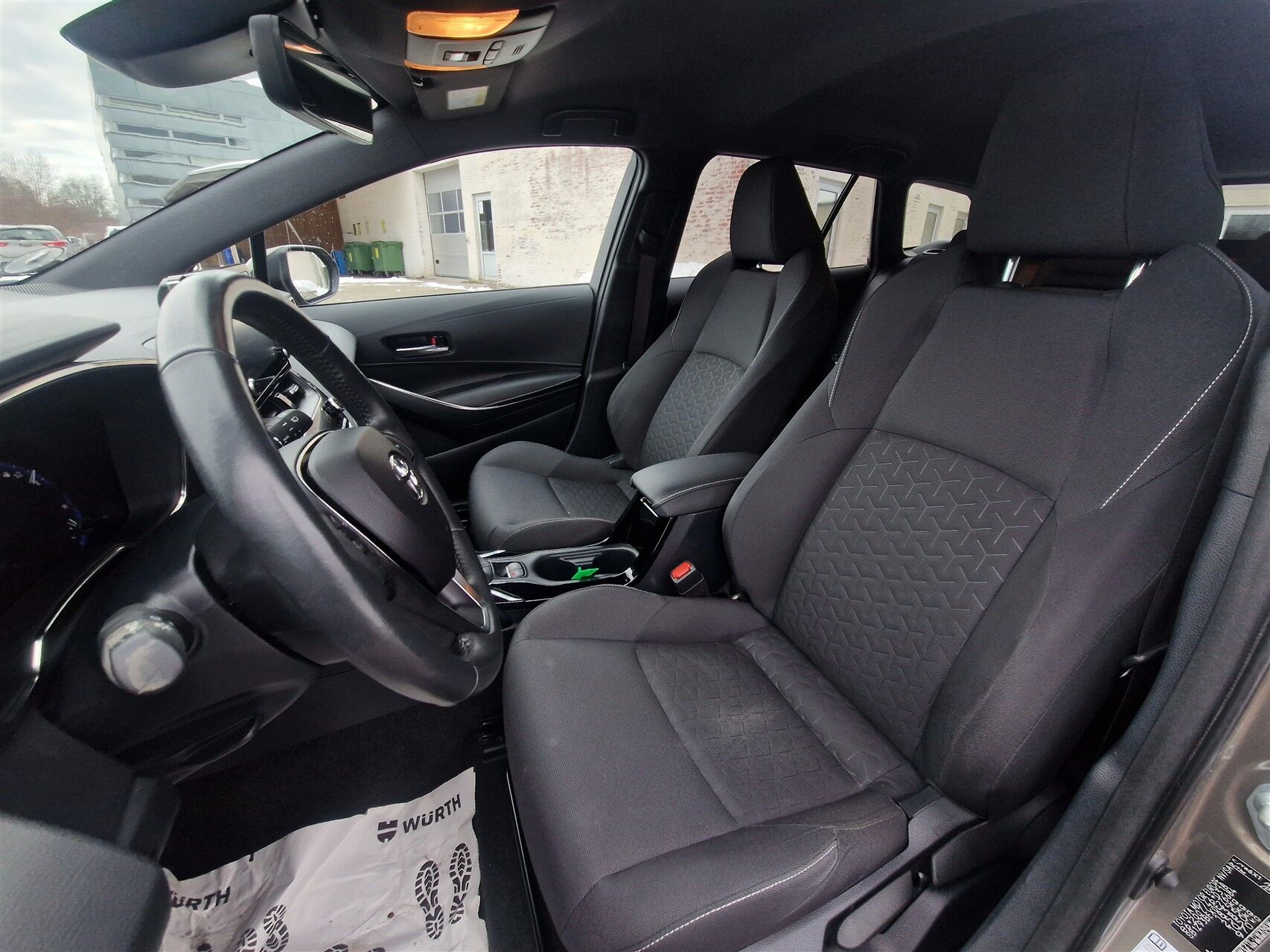 Billede af Toyota Corolla Touring Sports 1,8 Hybrid Active Smart E-CVT 122HK Stc Trinl. Gear