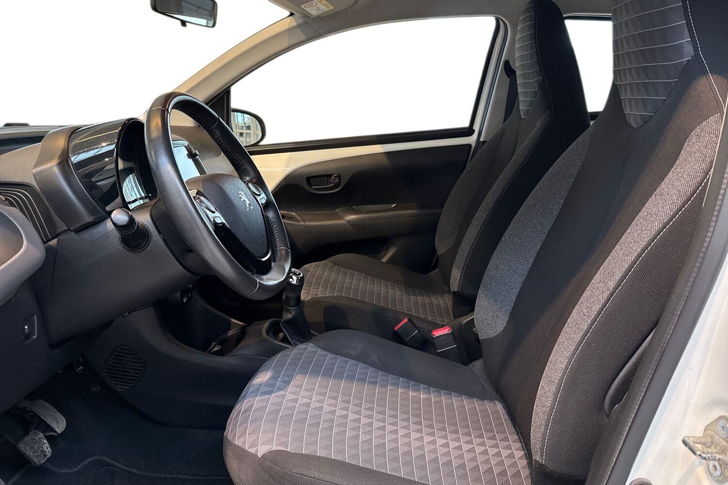 Billede af Peugeot 108 1,0 e-Vti Active+ 72HK 5d