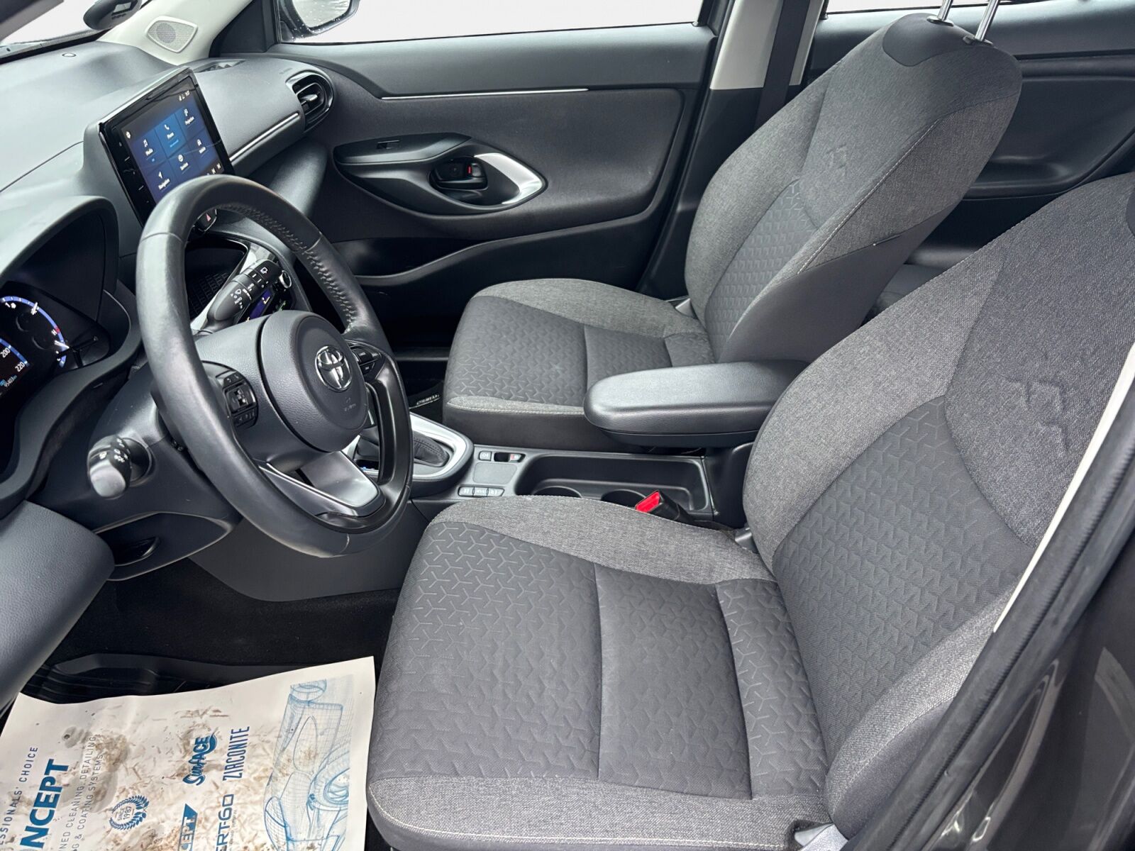 Billede af Toyota Yaris Cross 1,5 Hybrid Active Technology 116HK 5d Trinl. Gear