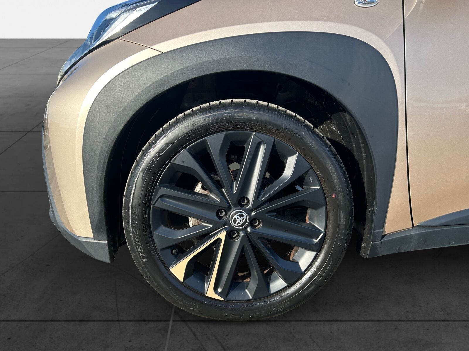 Billede af Toyota Aygo X 1,0 VVT-I Pulse Design 72HK 5d Aut.