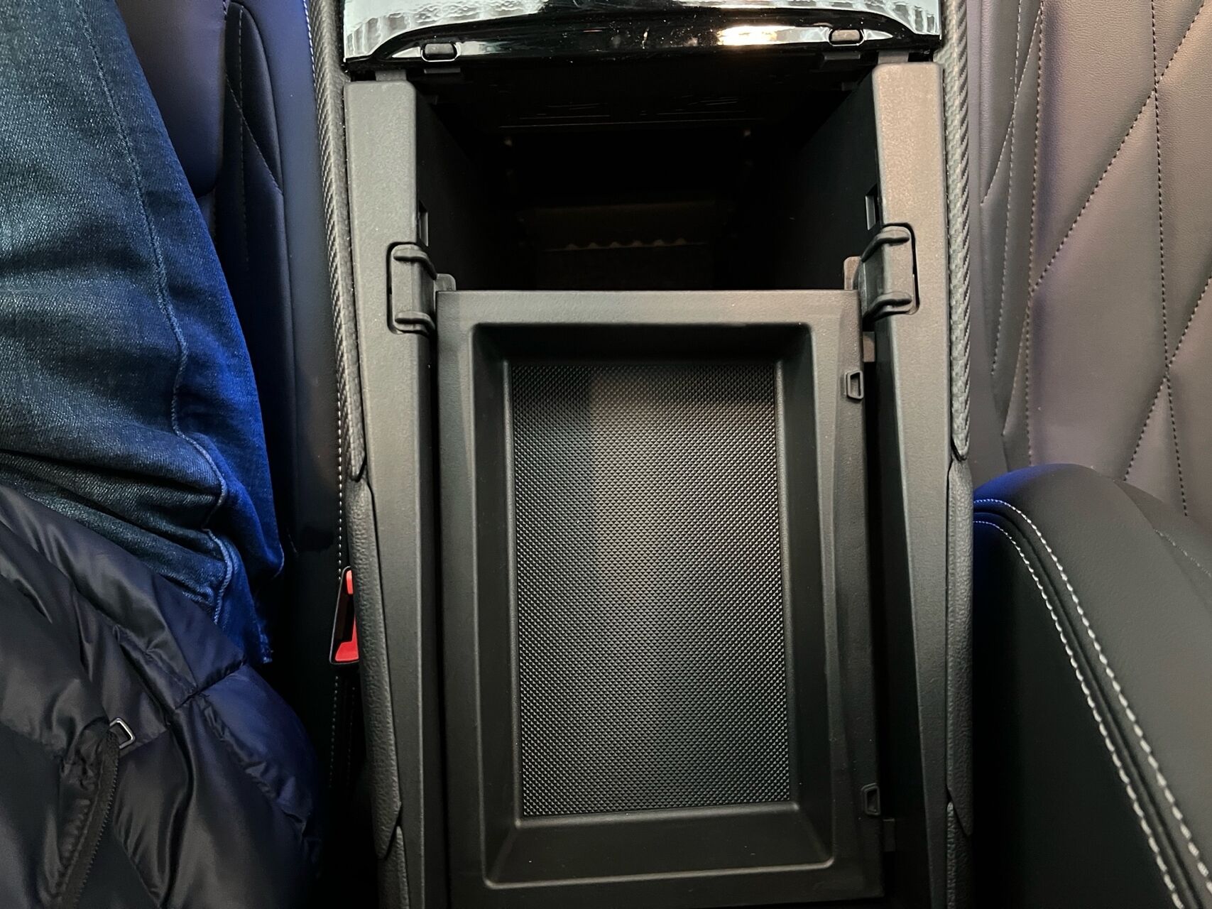 Billede af Ford Explorer EL UR Premium AWD 340HK 5d Aut.