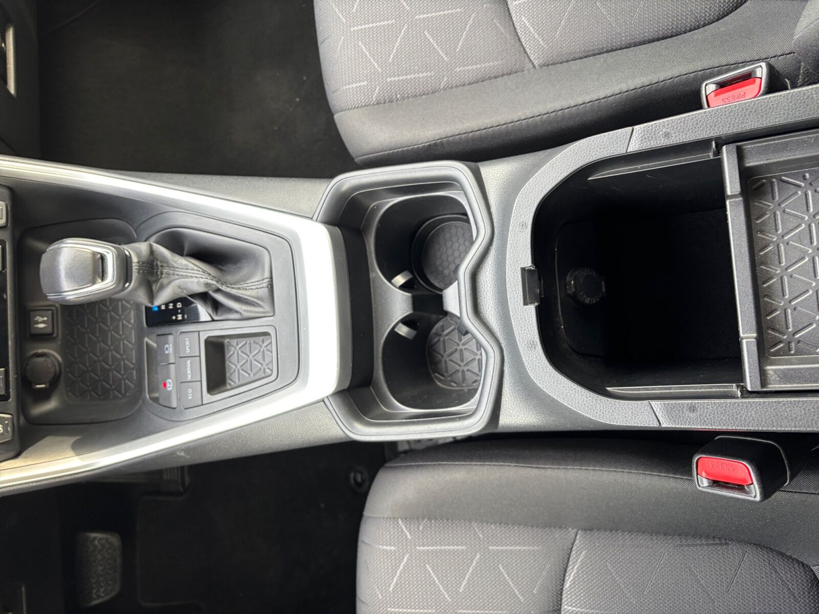 Billede af Toyota RAV4 2,0 T3 175HK 5d 6g Aut.