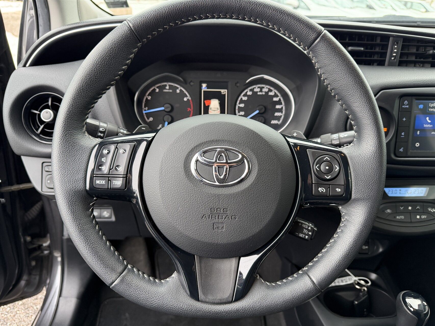 Billede af Toyota Yaris 1,5 VVT-I T2 Limited Multidrive S 111HK 5d 6g Aut.