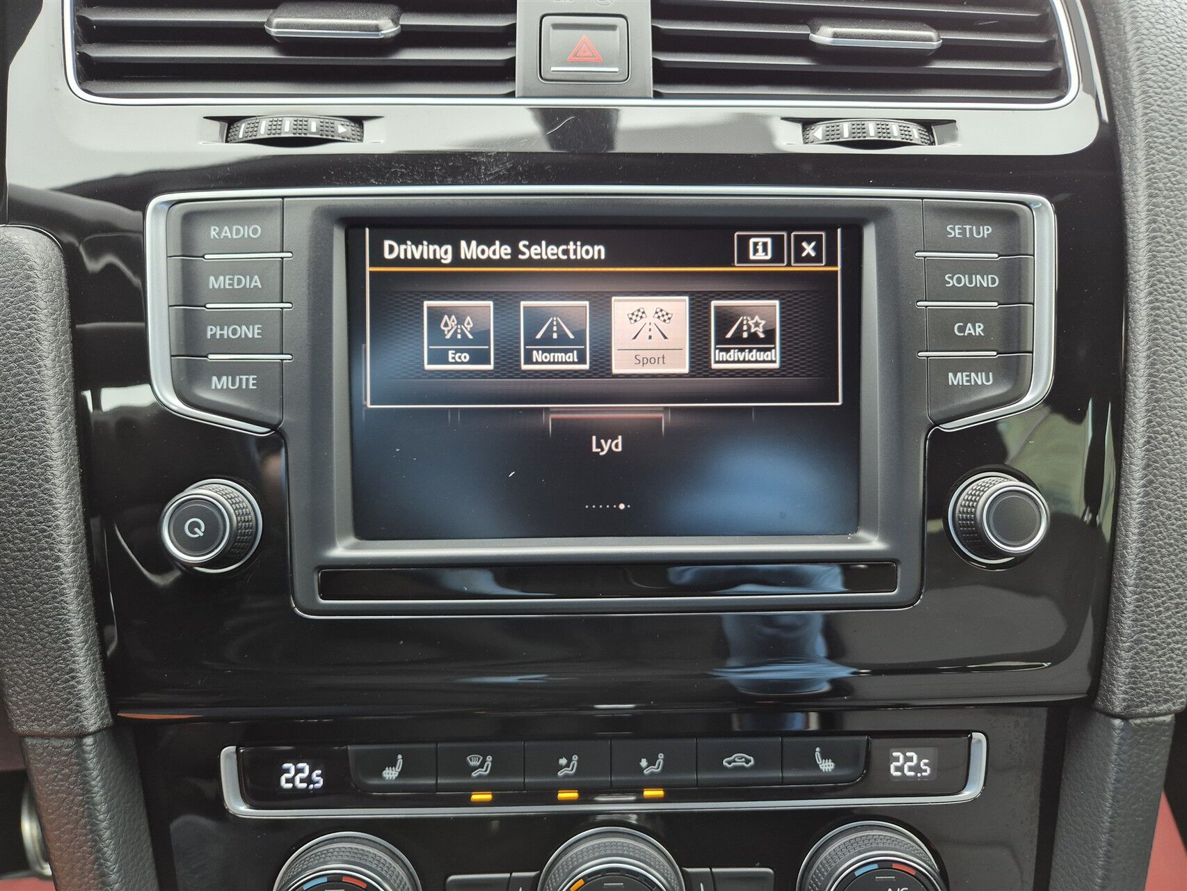 Billede af VW Golf 1,4 TSI BMT R-Line DSG 150HK 5d 7g Aut.