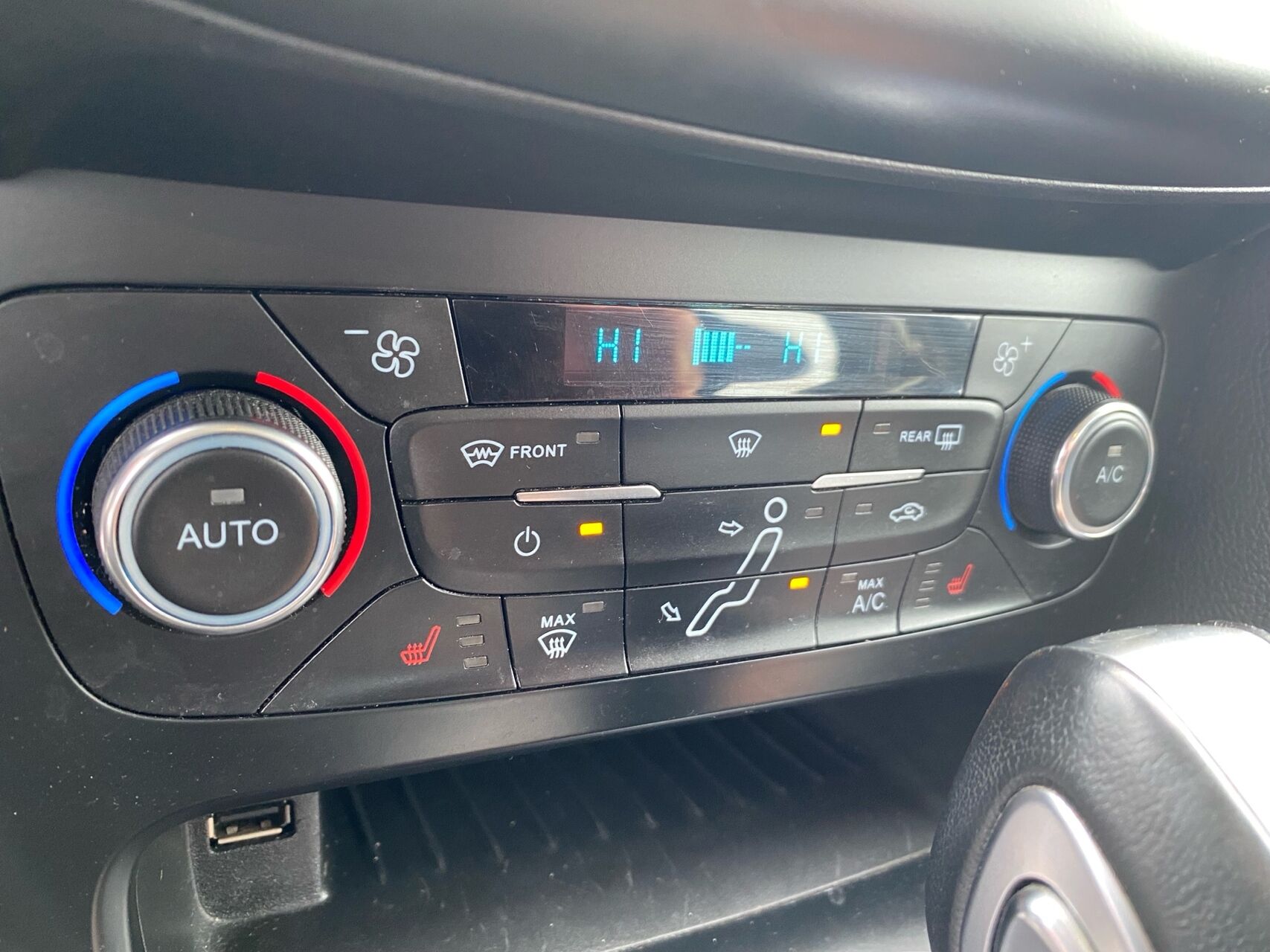 Billede af Ford Focus 1,0 EcoBoost Titanium 125HK Stc 6g Aut.