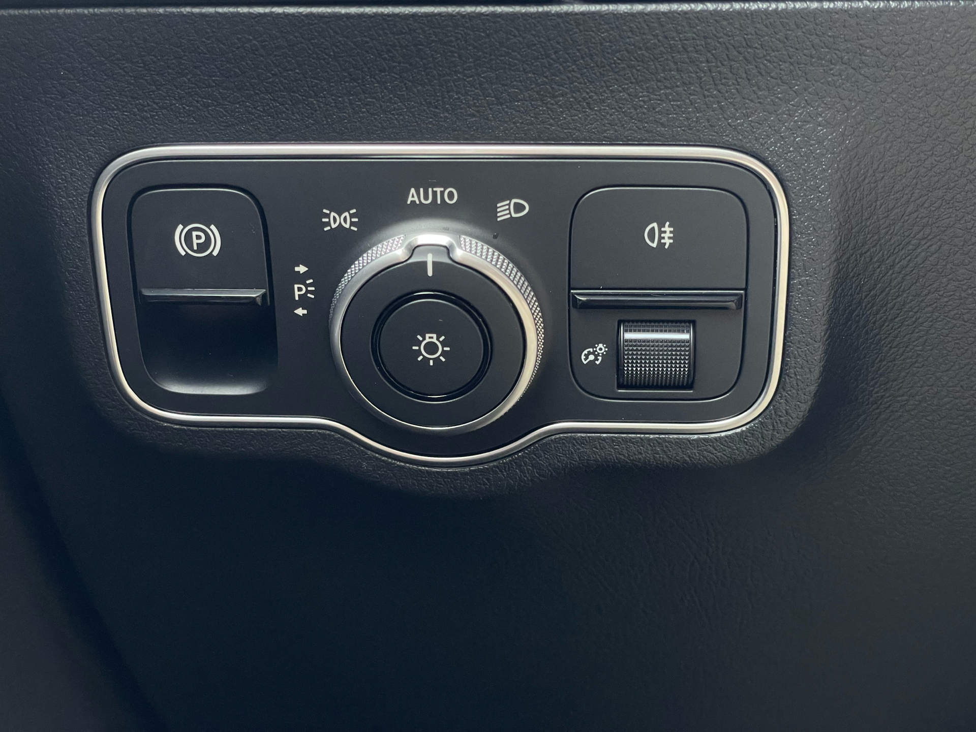 Billede af Mercedes-Benz EQA 250+ EL AMG Advance Plus 190HK 5d Aut.