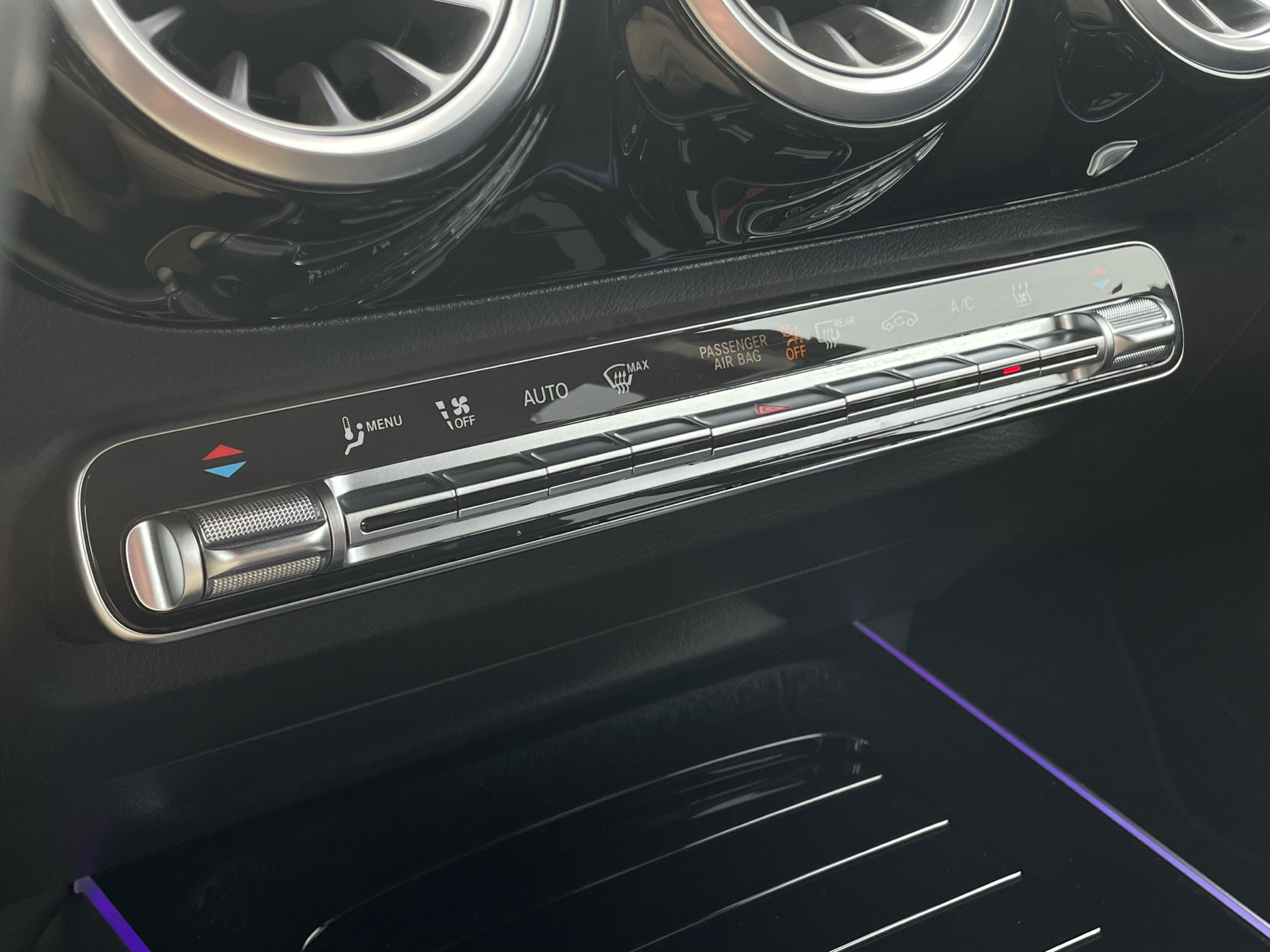 Billede af Mercedes-Benz EQA 250+ EL AMG Advance Plus 190HK 5d Aut.