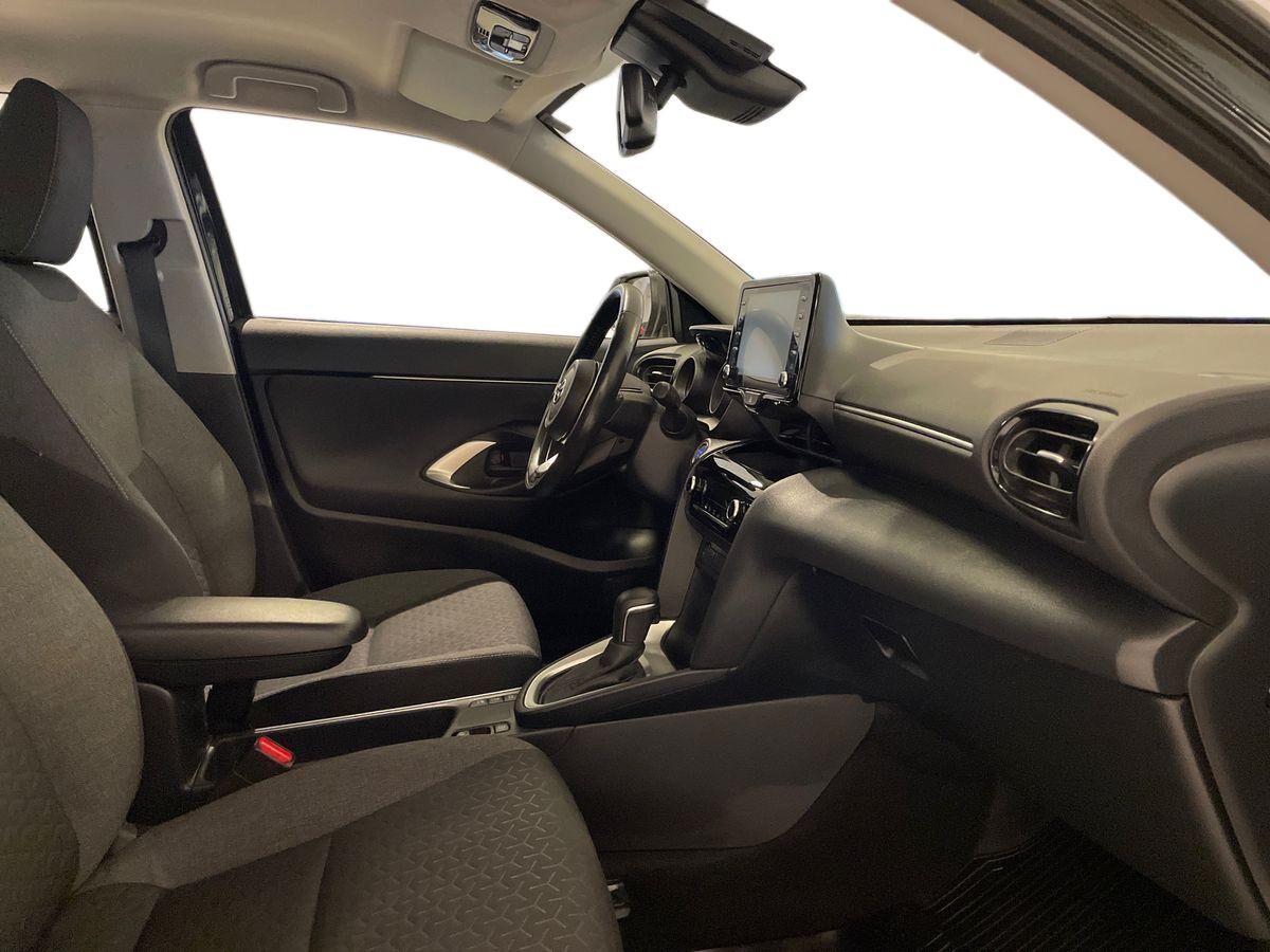 Billede af Toyota Yaris Cross 1,5 Hybrid Active 116HK 5d Trinl. Gear