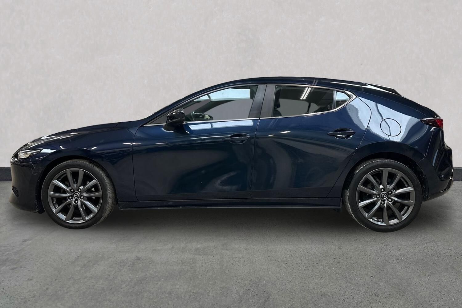 Billede af Mazda 3 2,0 Skyactiv-G  Mild hybrid Sky 122HK 5d 6g Aut.