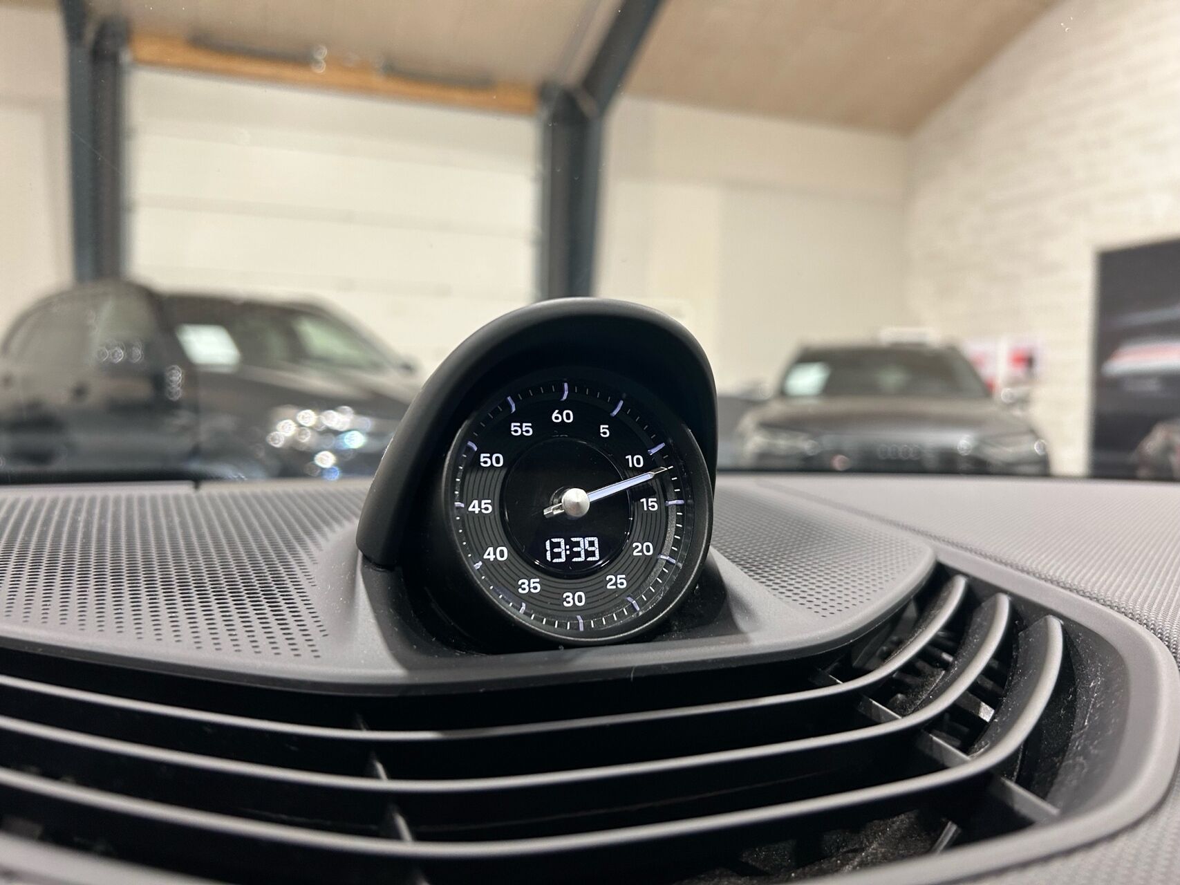 Billede af Porsche Taycan Sport Turismo EL Performance 380HK Stc Aut.