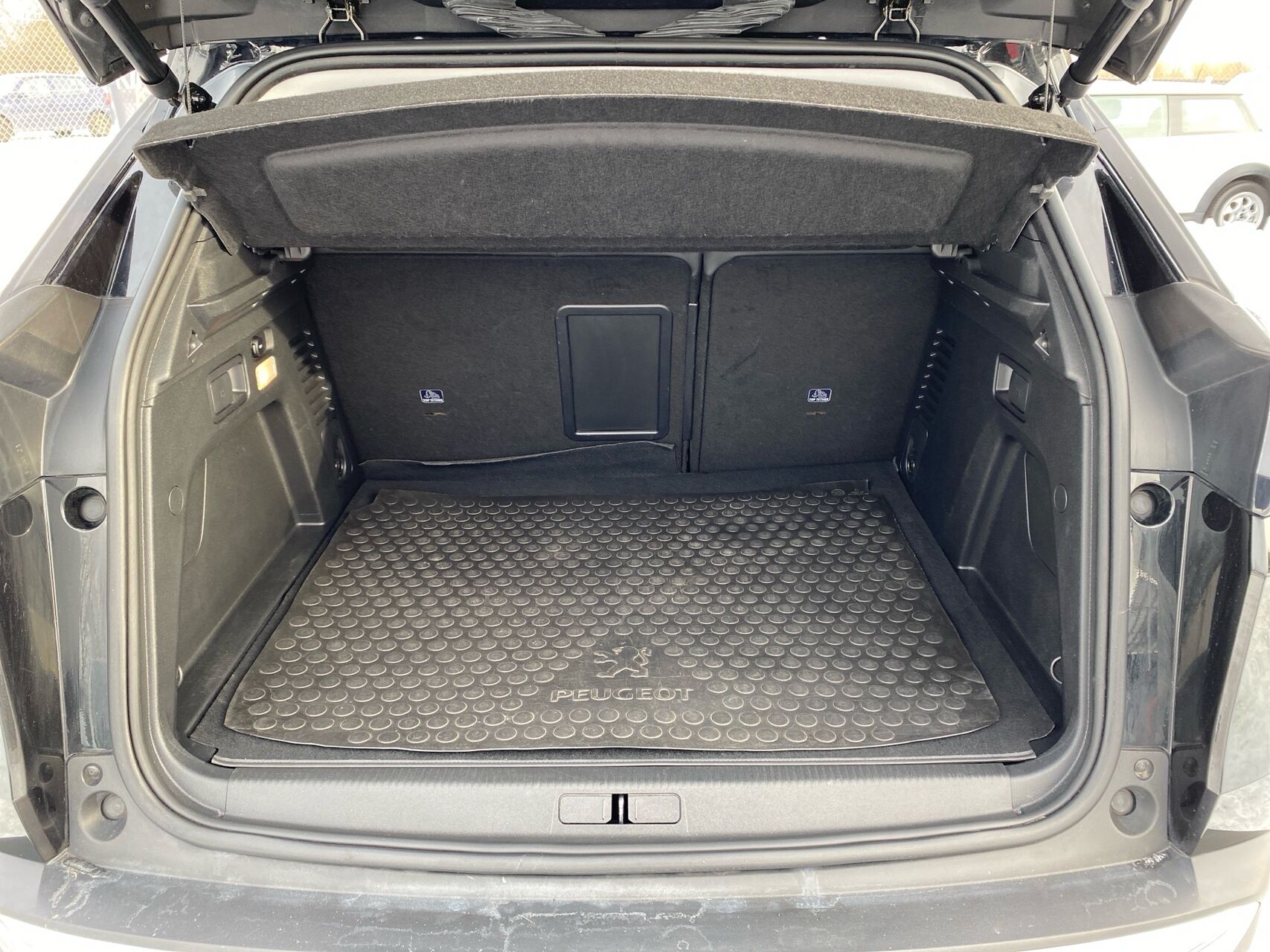 Billede af Peugeot 3008 1,6 PureTech  Plugin-hybrid Allure Pack EAT8 225HK 5d 8g Aut.