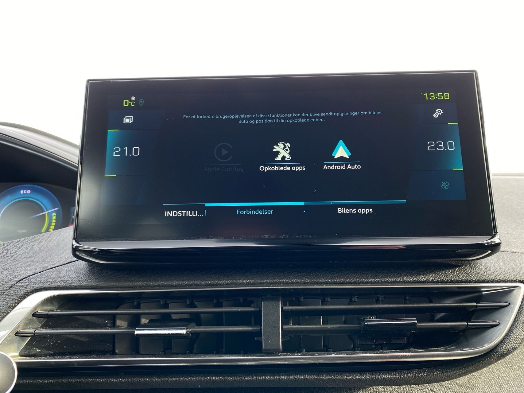 Billede af Peugeot 3008 1,6 PureTech  Plugin-hybrid Allure Pack EAT8 225HK 5d 8g Aut.