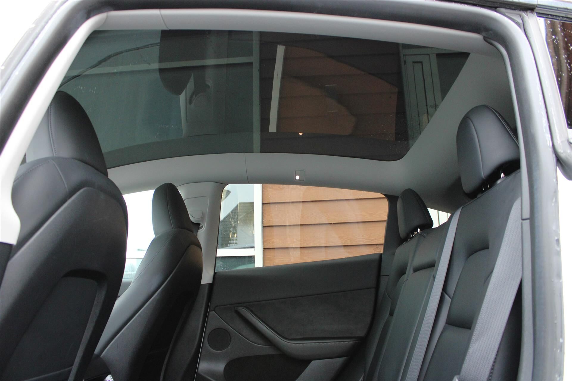 Billede af Tesla Model Y EL RWD 299HK 5d Aut.