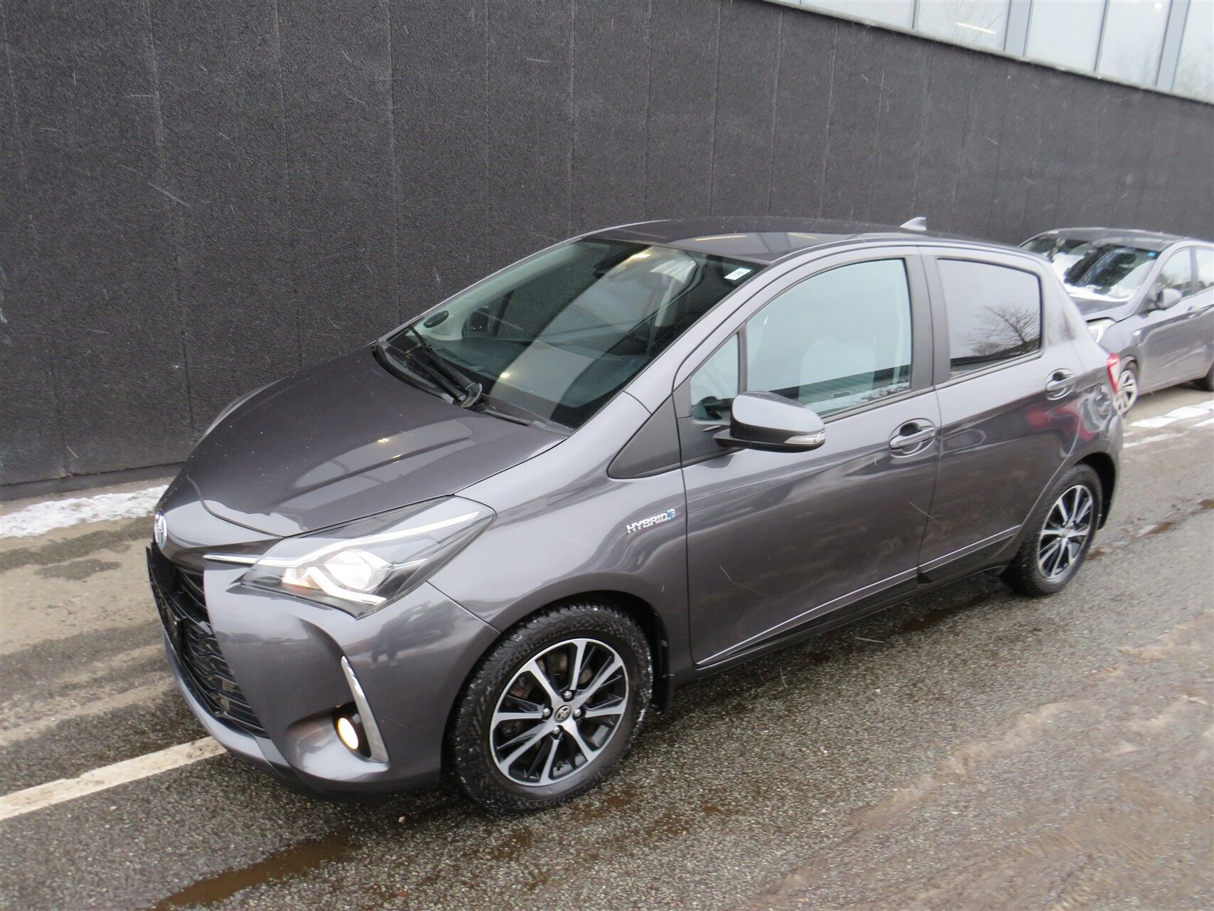 Billede af Toyota Yaris 1,5 Hybrid H3 Smartpakke E-CVT 100HK 5d Trinl. Gear