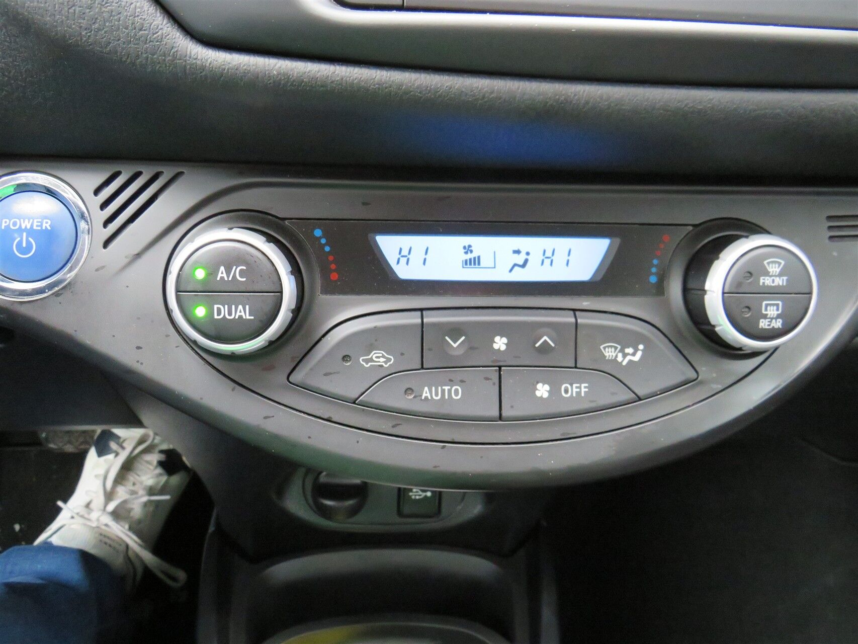 Billede af Toyota Yaris 1,5 Hybrid H3 Smartpakke E-CVT 100HK 5d Trinl. Gear