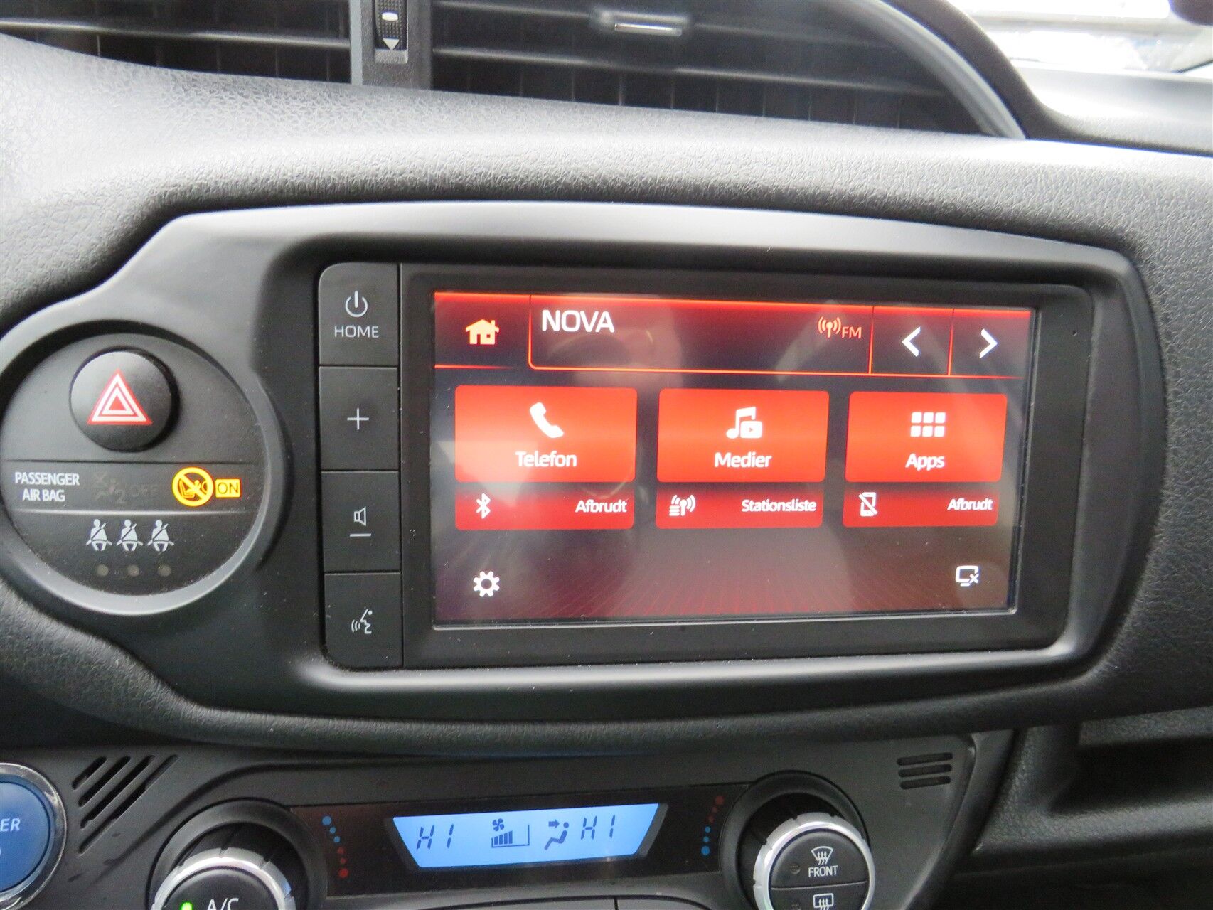 Billede af Toyota Yaris 1,5 Hybrid H3 Smartpakke E-CVT 100HK 5d Trinl. Gear