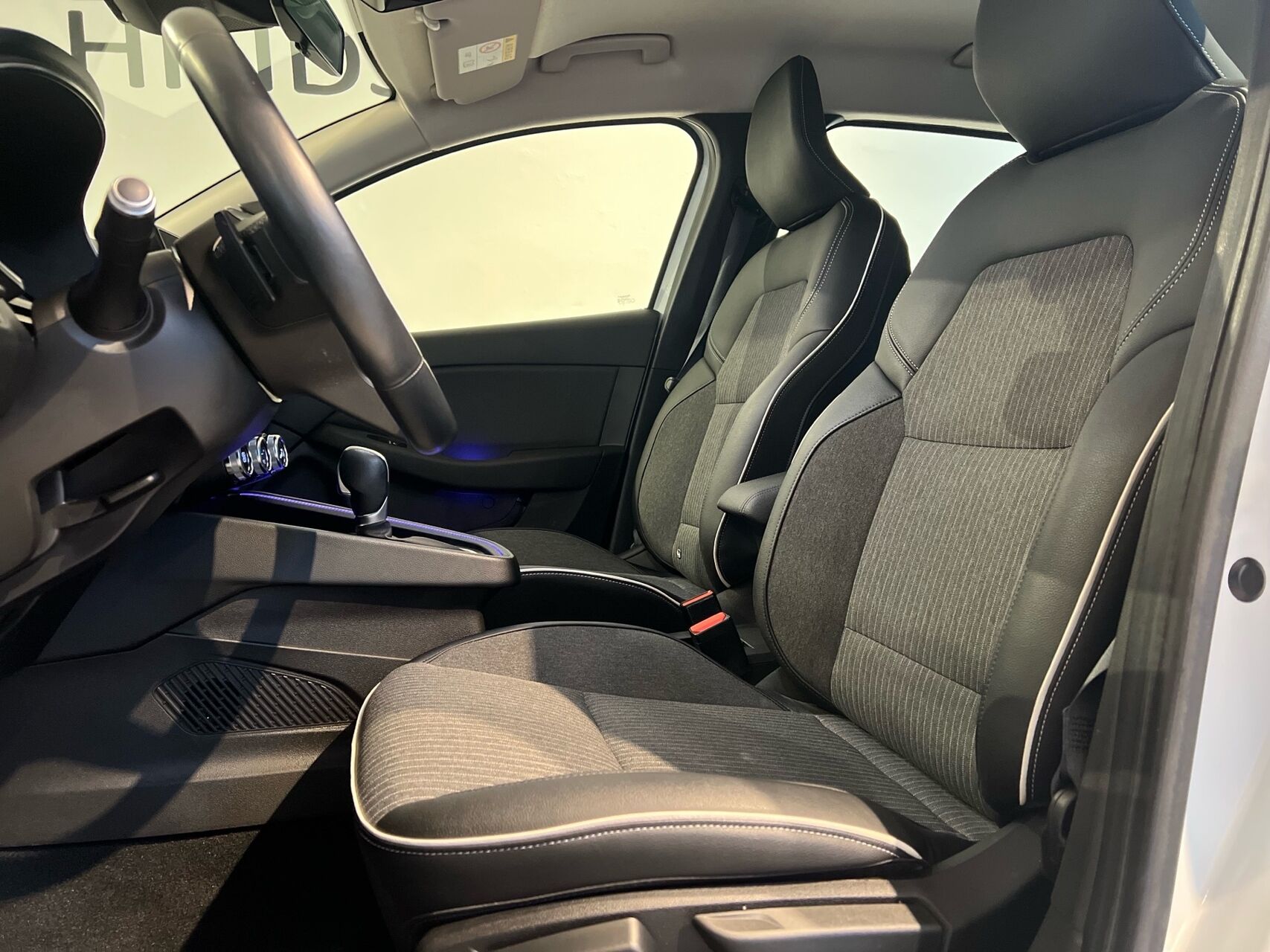 Billede af Renault Clio 1,3 TCE Intens EDC 130HK 5d 7g Aut.