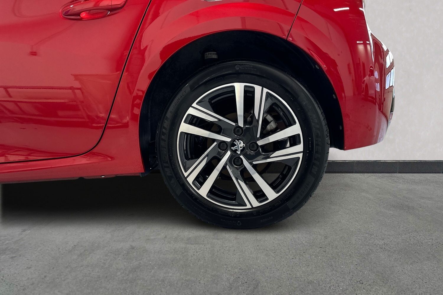 Billede af Peugeot 208 1,2 PureTech Allure Pack 100HK 5d 6g