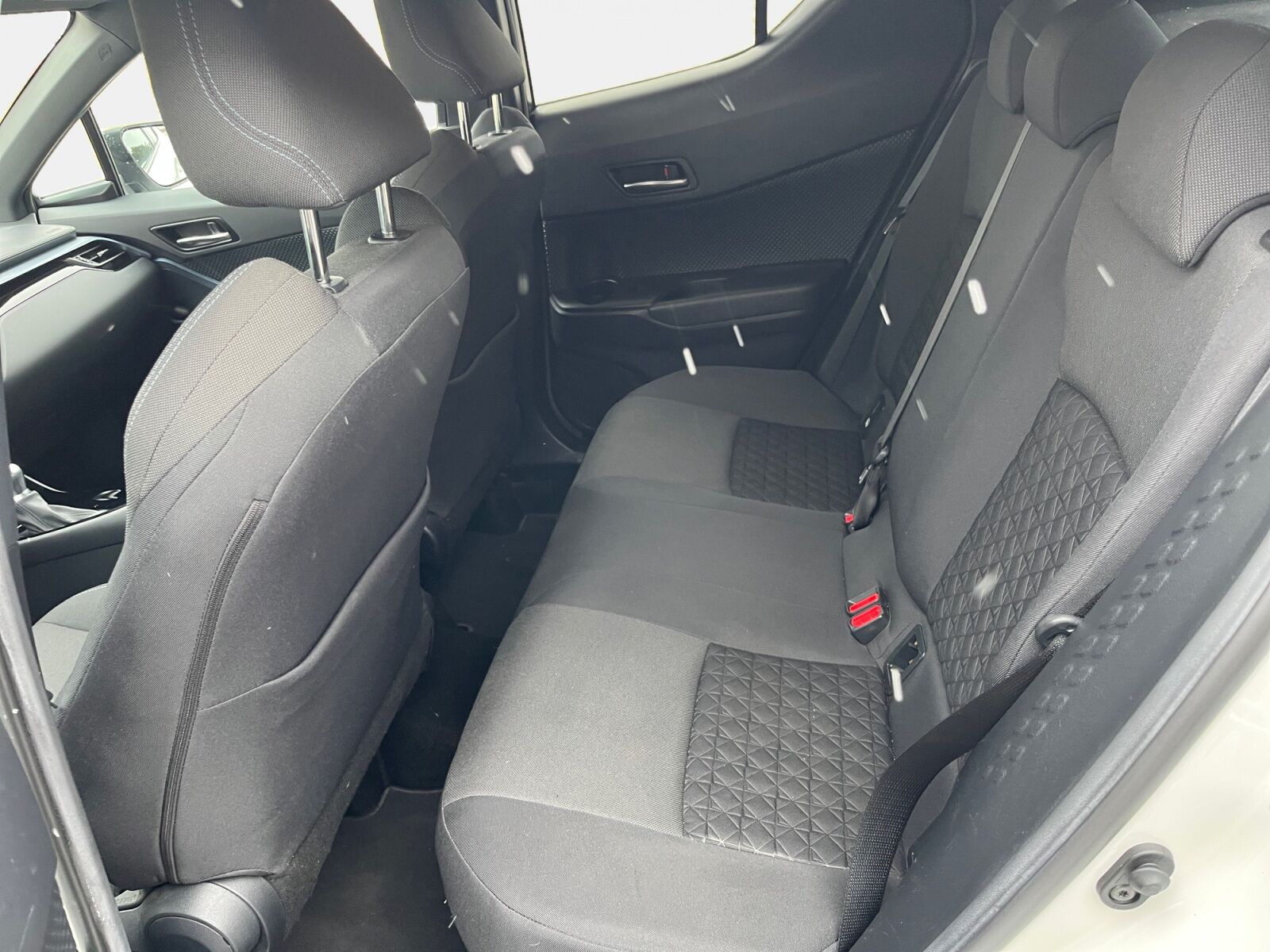 Billede af Toyota C-HR 1,8 Hybrid C-LUB Multidrive S 122HK 5d Aut.