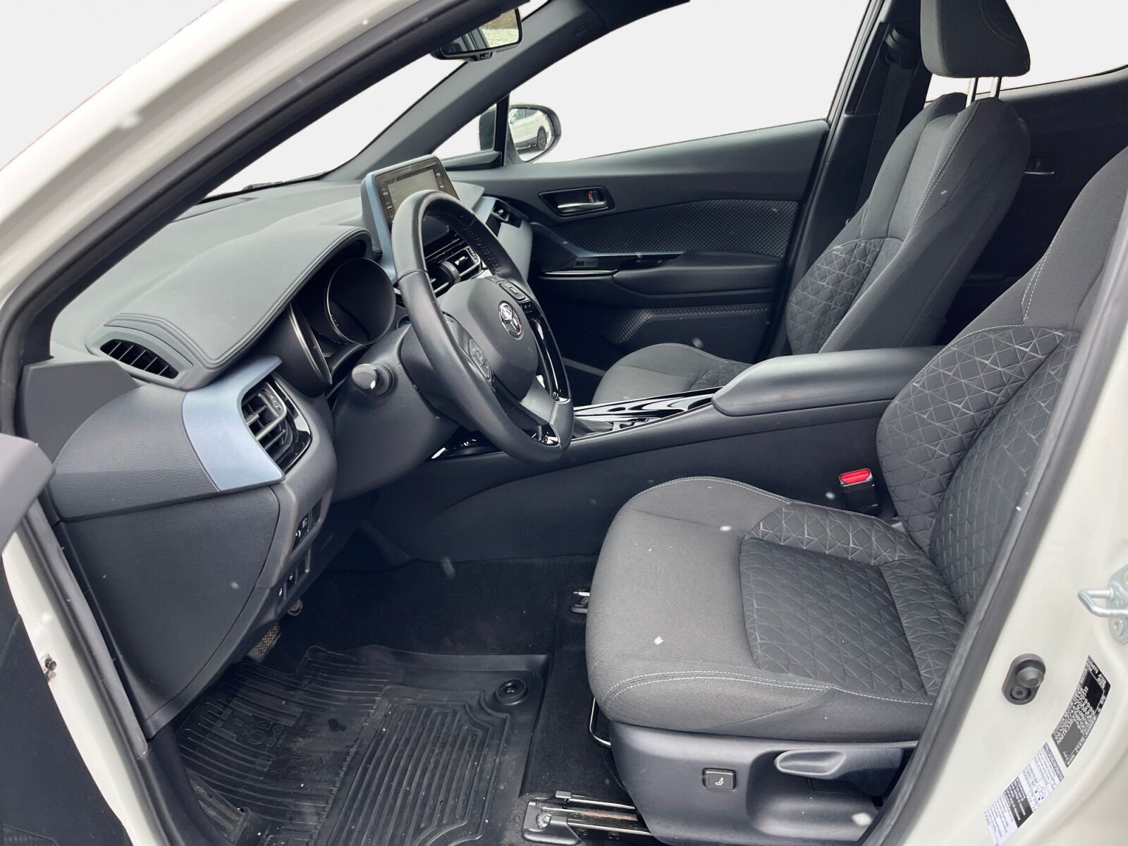 Billede af Toyota C-HR 1,8 Hybrid C-LUB Multidrive S 122HK 5d Aut.