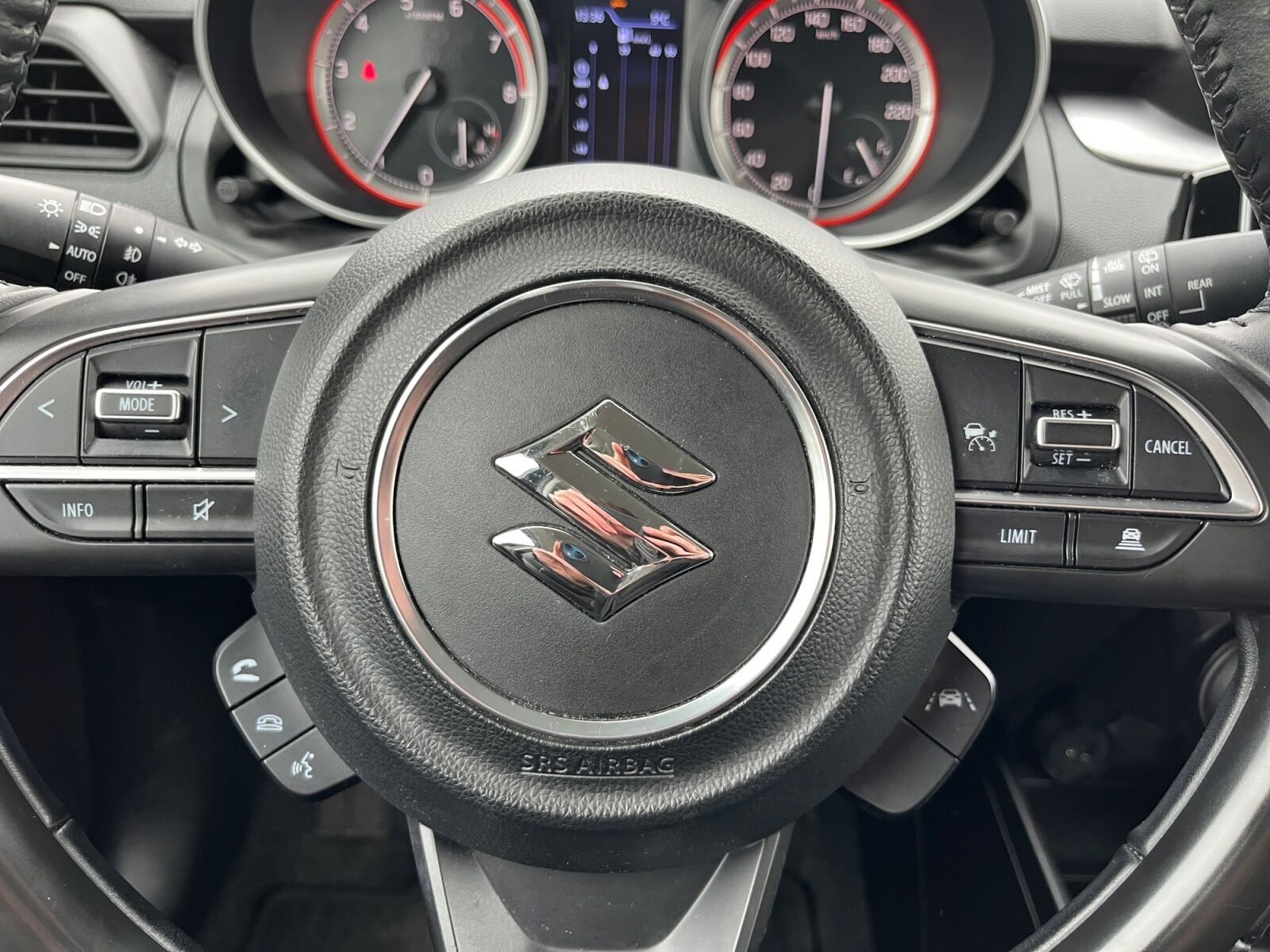 Billede af Suzuki Swift 1,2 Dualjet  Mild hybrid Exclusive AEB 83HK 5d